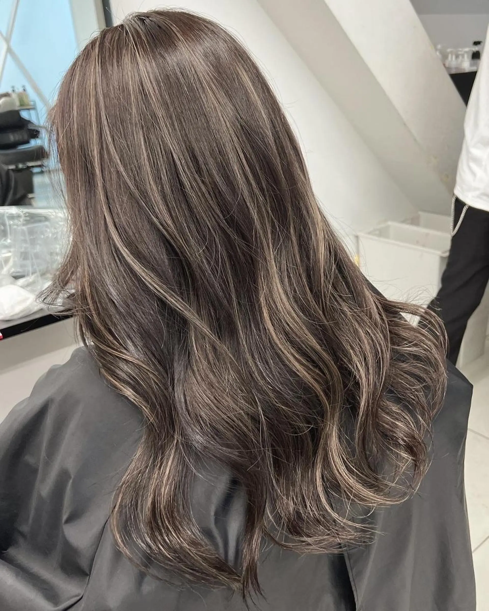 ロング カラー ハイライトカラー ハイライト 【公式】amble luxe池袋東口🩷のヘアスタイル