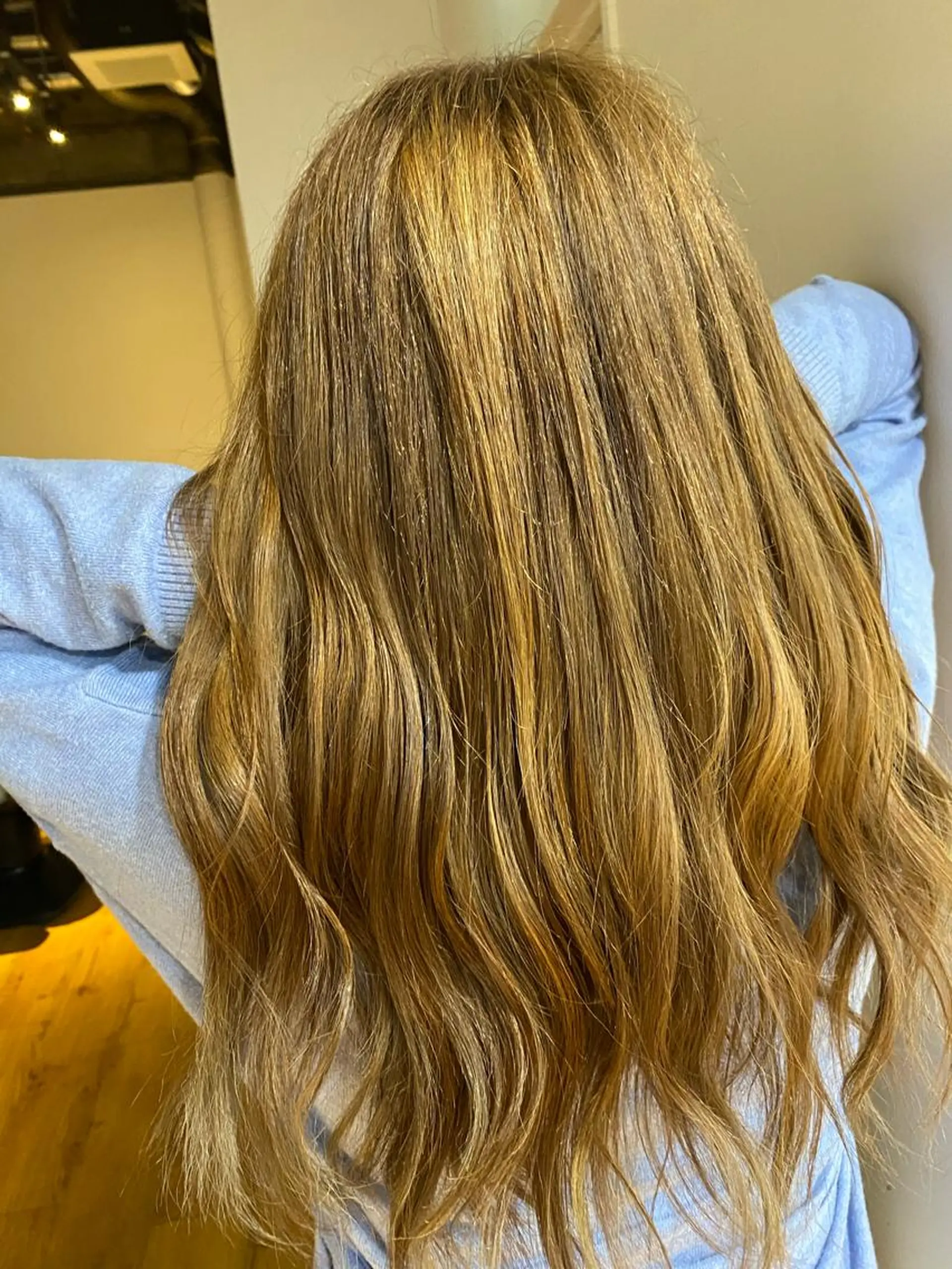 ロング カラー ヘアアレンジ ベージュカラー ミルクティーベージュ 久米 治仁のヘアスタイル