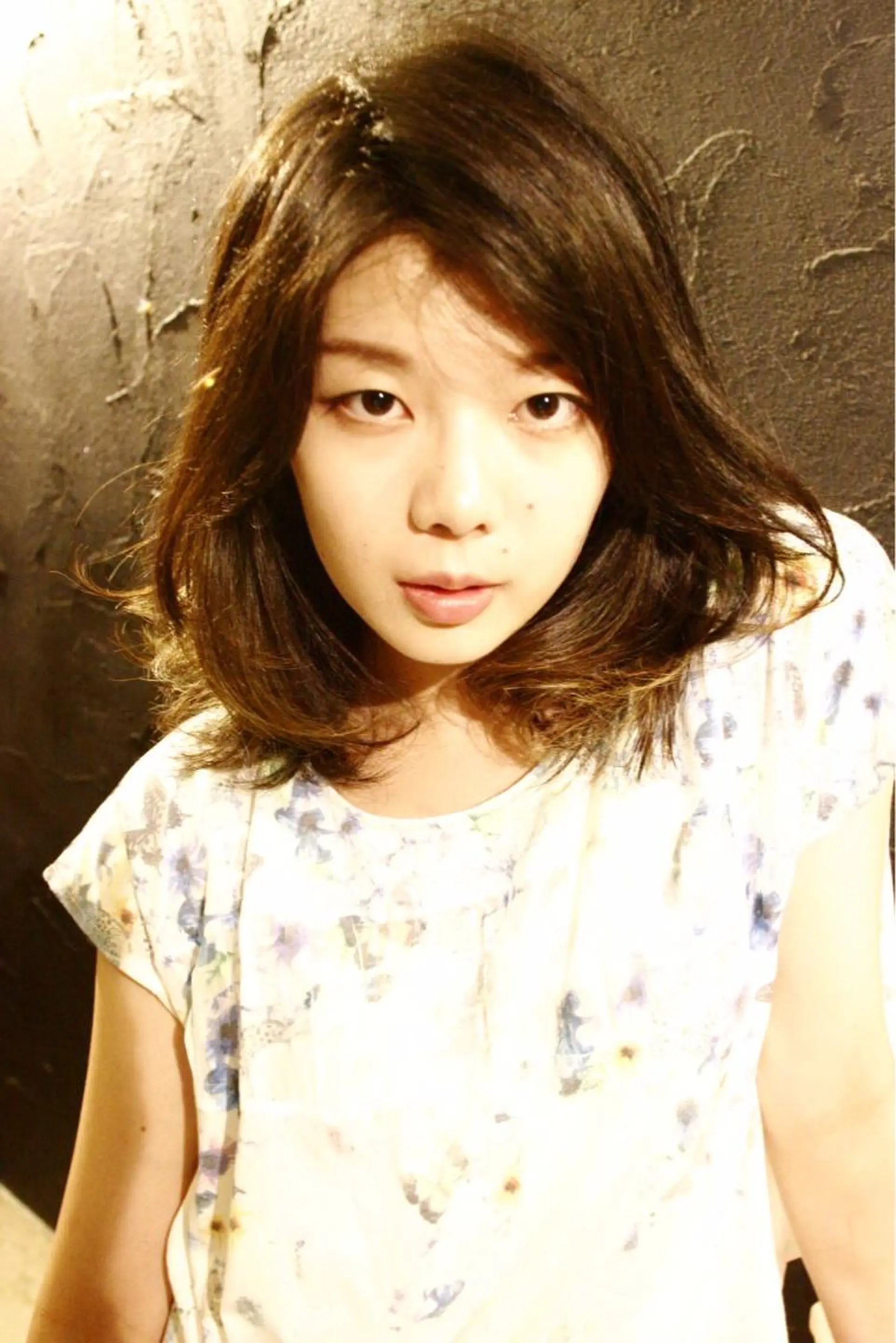 ミディアム 切りっぱなしボブ ショートボブ ミディアムパーマ ボブ くせ毛 AKUTSU KOICHIのヘアスタイル