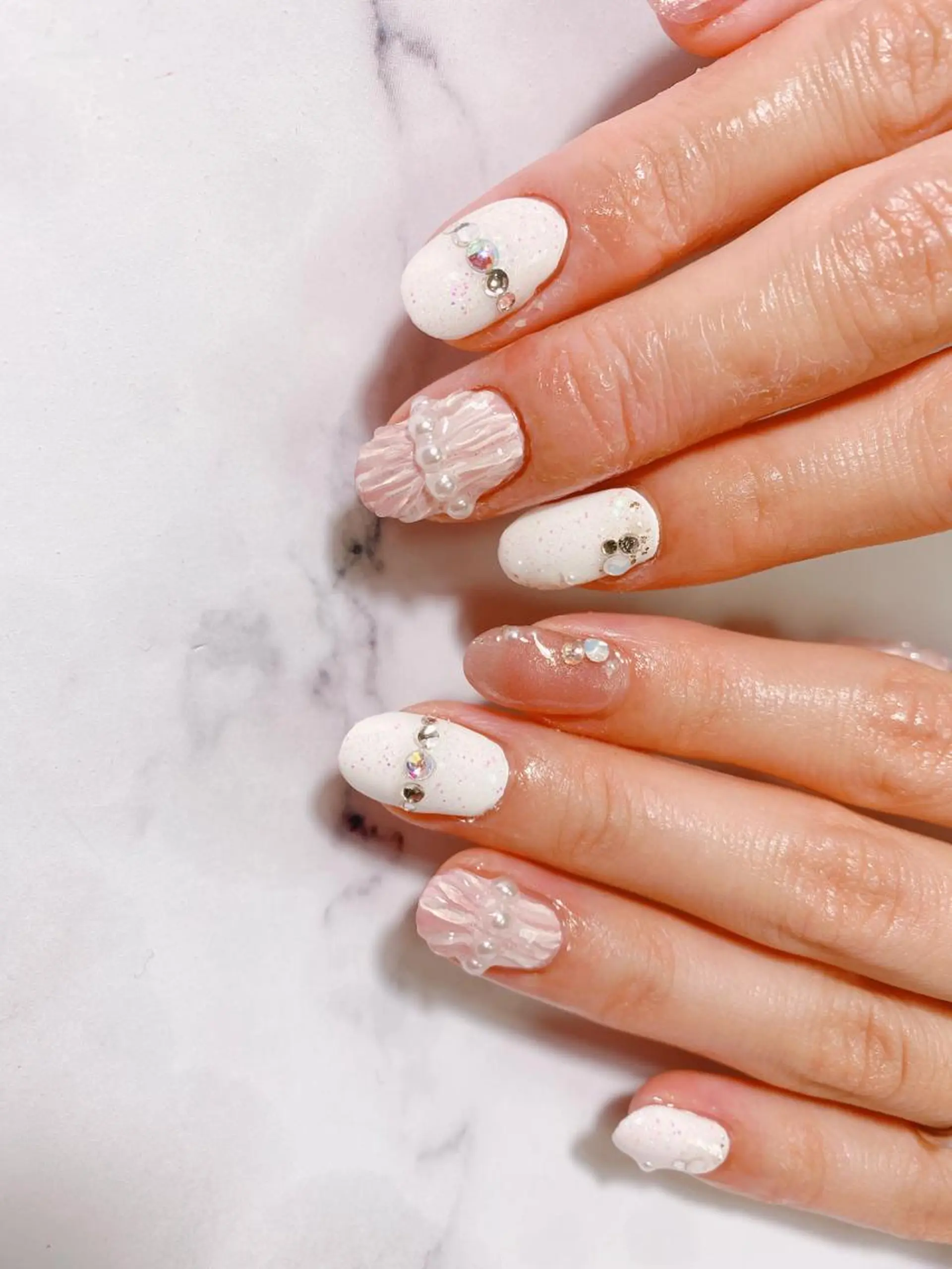 ネイル 大人キレイ 𝑁𝑖𝑥𝑖𝑠のネイルデザイン