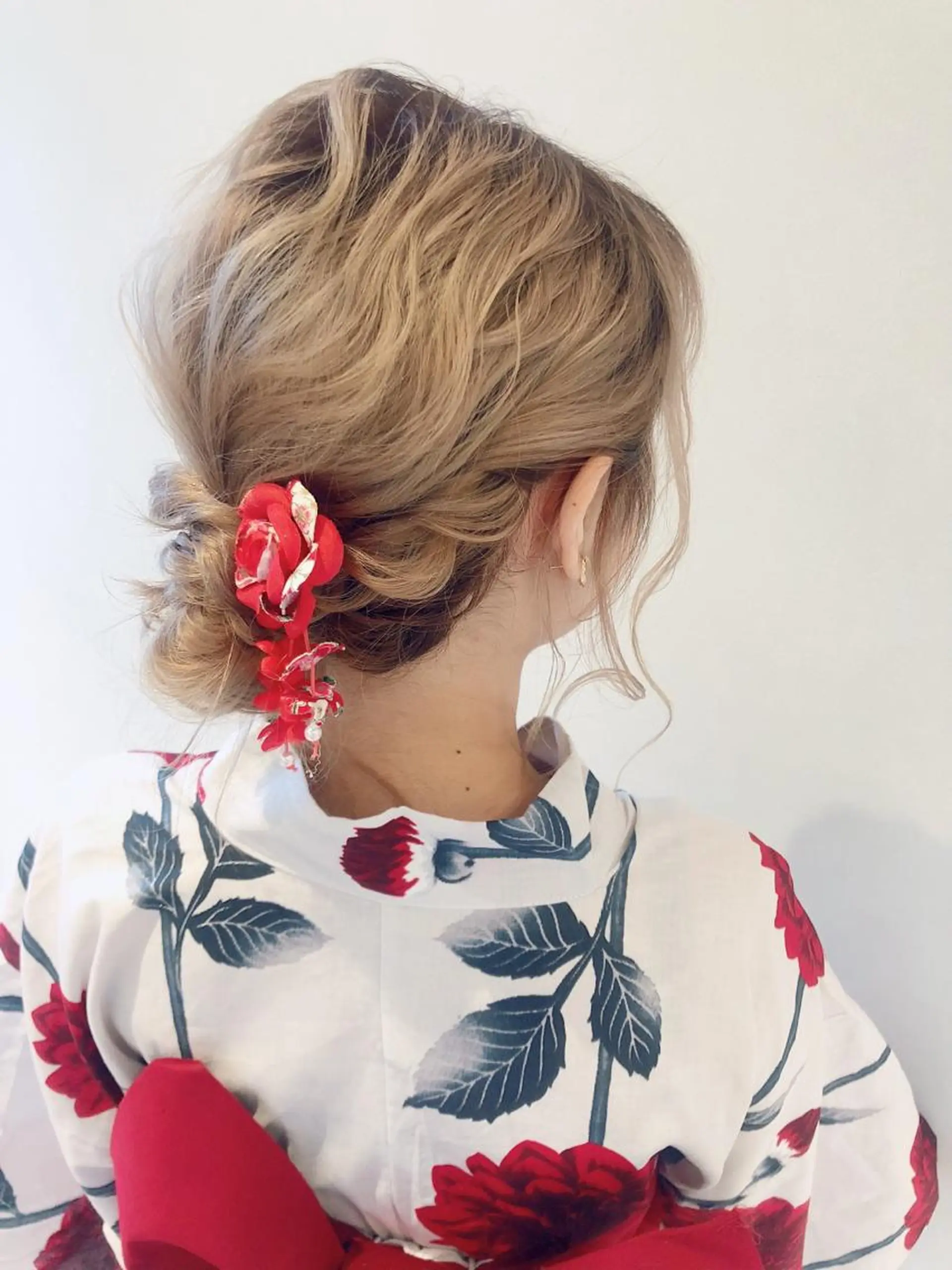 ミディアム カラー ヘアアレンジ 浴衣 久保田 茜のヘアスタイル