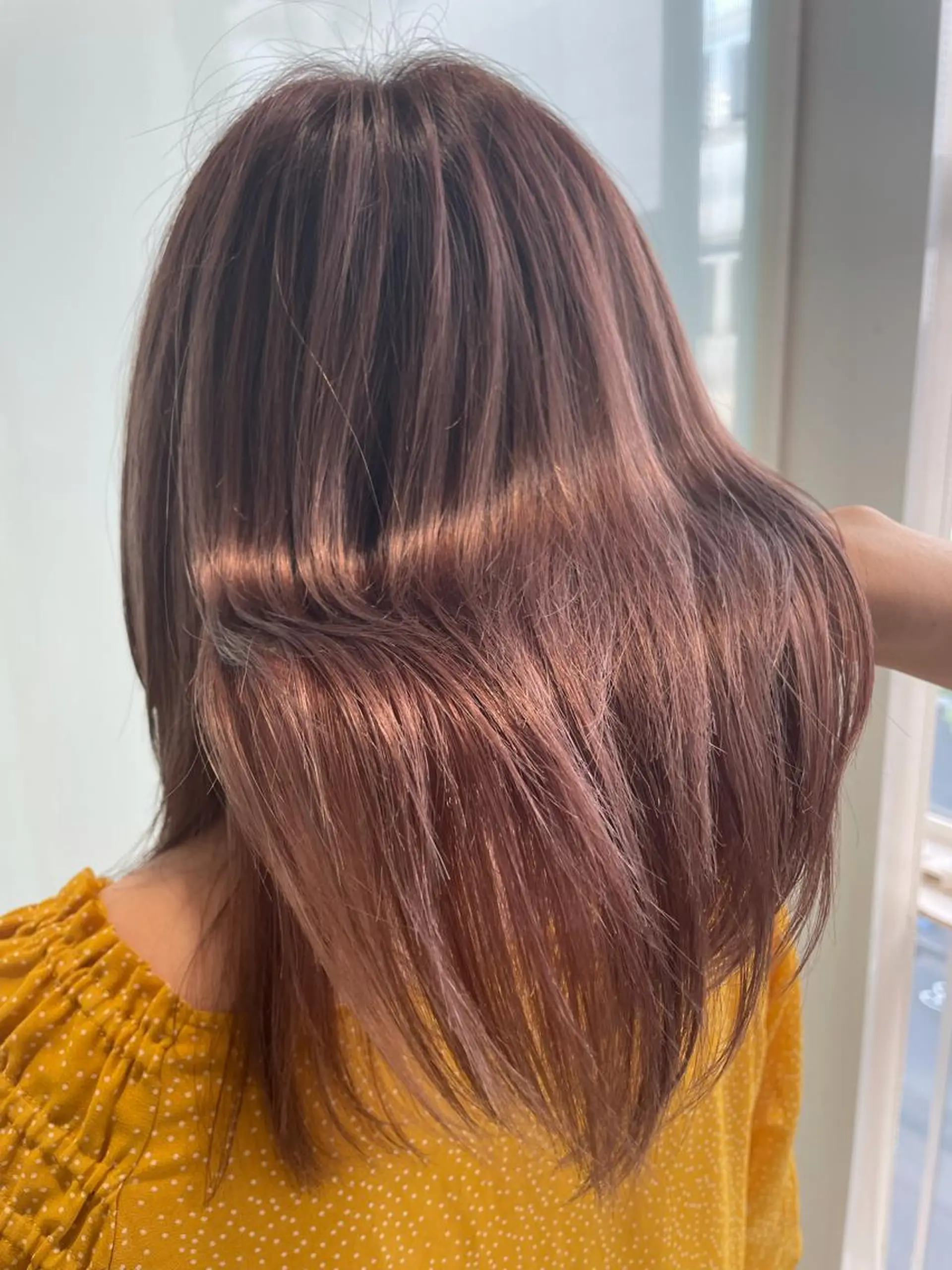 ロング カラー 本間 良のヘアスタイル