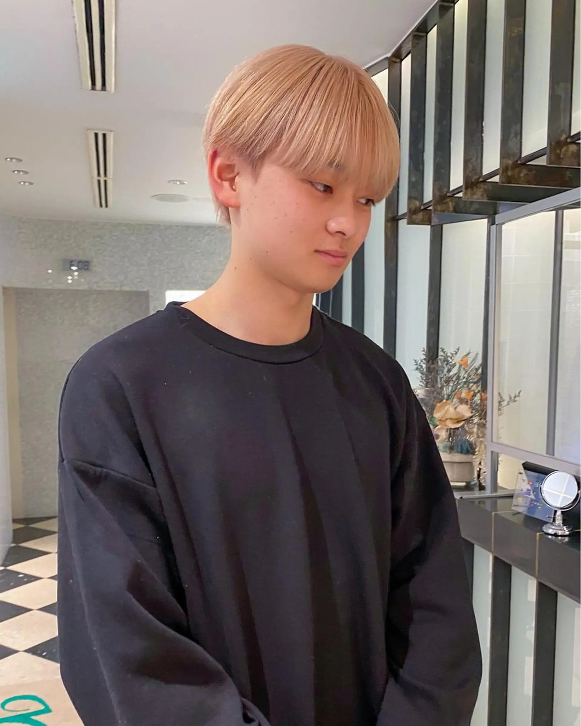 ショート カラー メンズ メンズブリーチ ベージュカラー ブリーチ メンズ/スパイキー ショート/ミツイのヘアスタイル