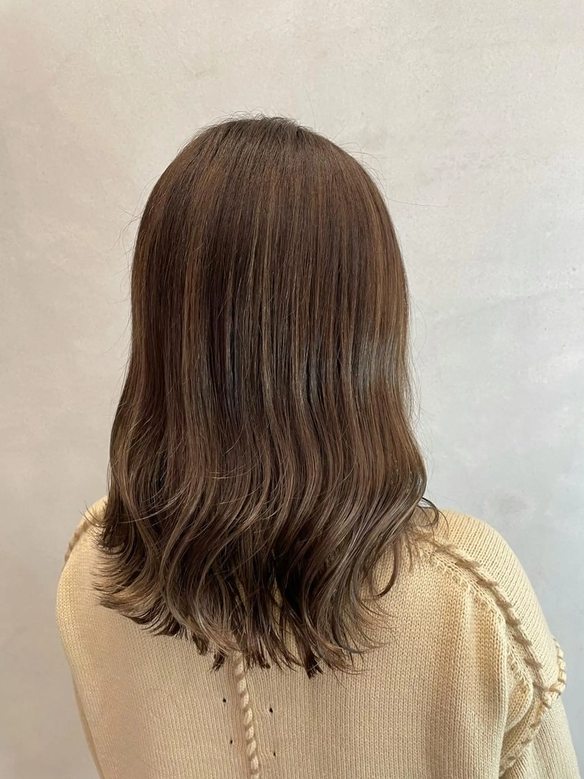 ミディアム 椙本健太 シールエクステのヘアスタイル