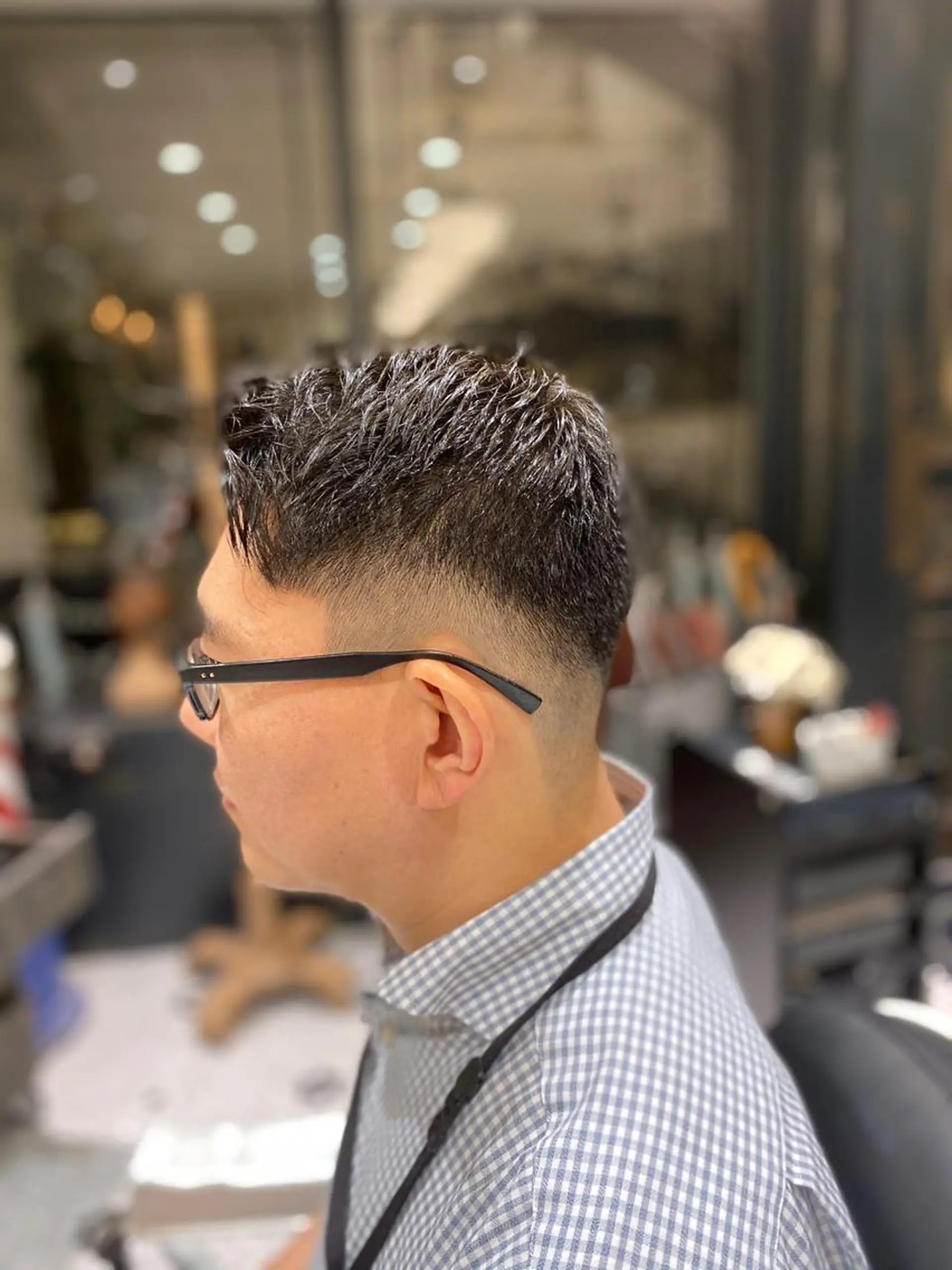 ショート メンズ フェードカット 山﨑 愛也のヘアスタイル