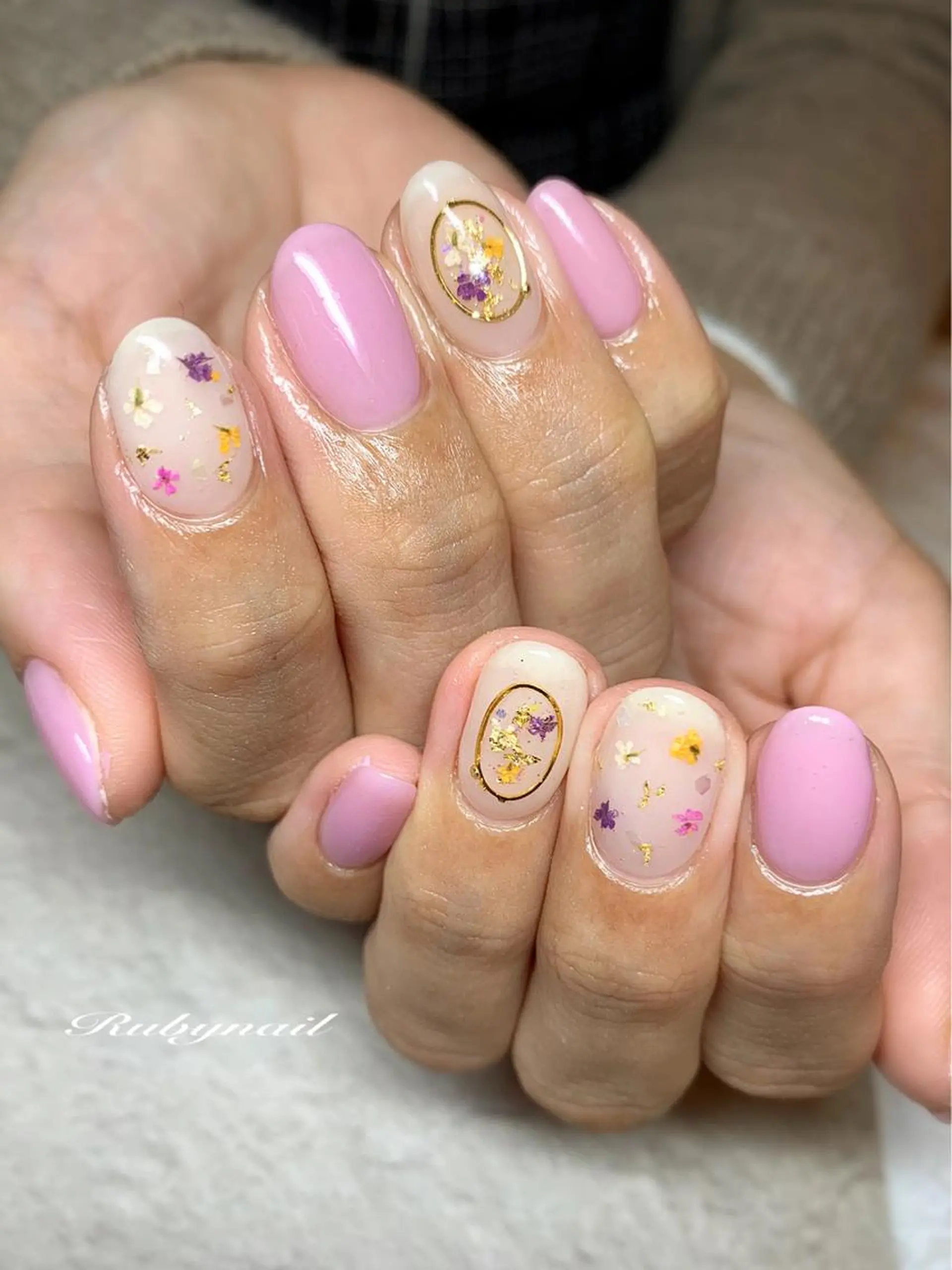 ネイル フラワーネイル ピンク パープル プライベートサロン Rubynailのネイルデザイン