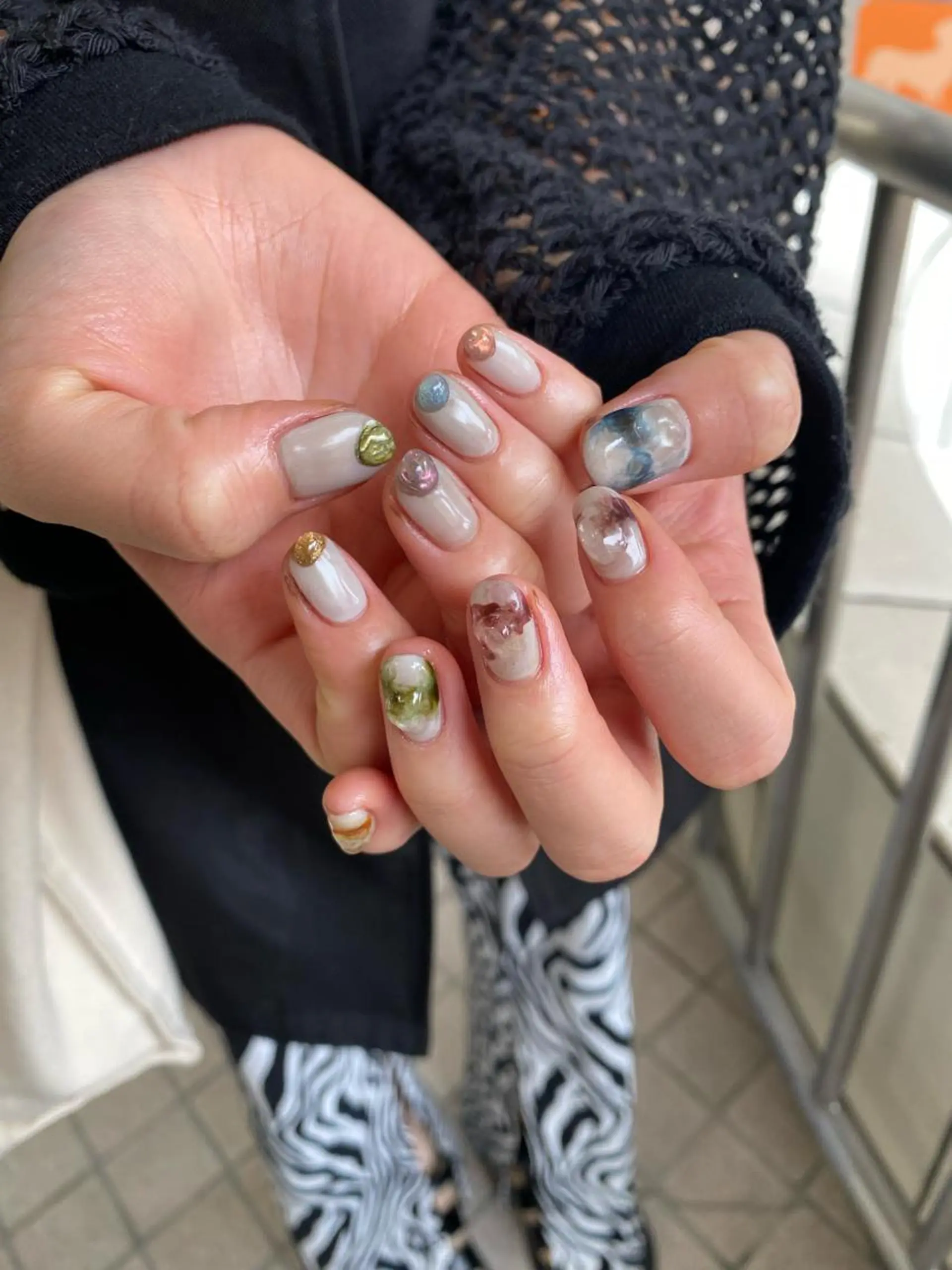 ネイル 持ち込み ハンドネイル 栗林 実莉のネイルデザイン