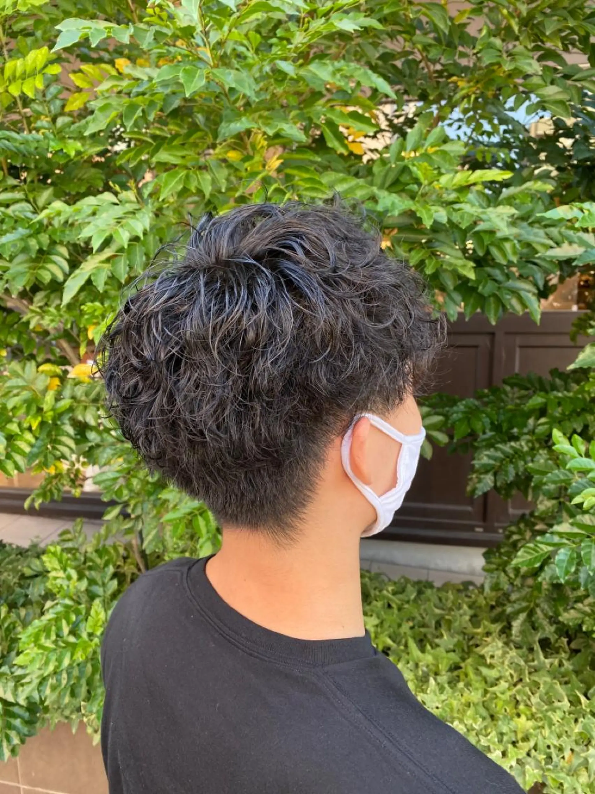 ショート パーマ メンズ 羽切 涼太のヘアスタイル