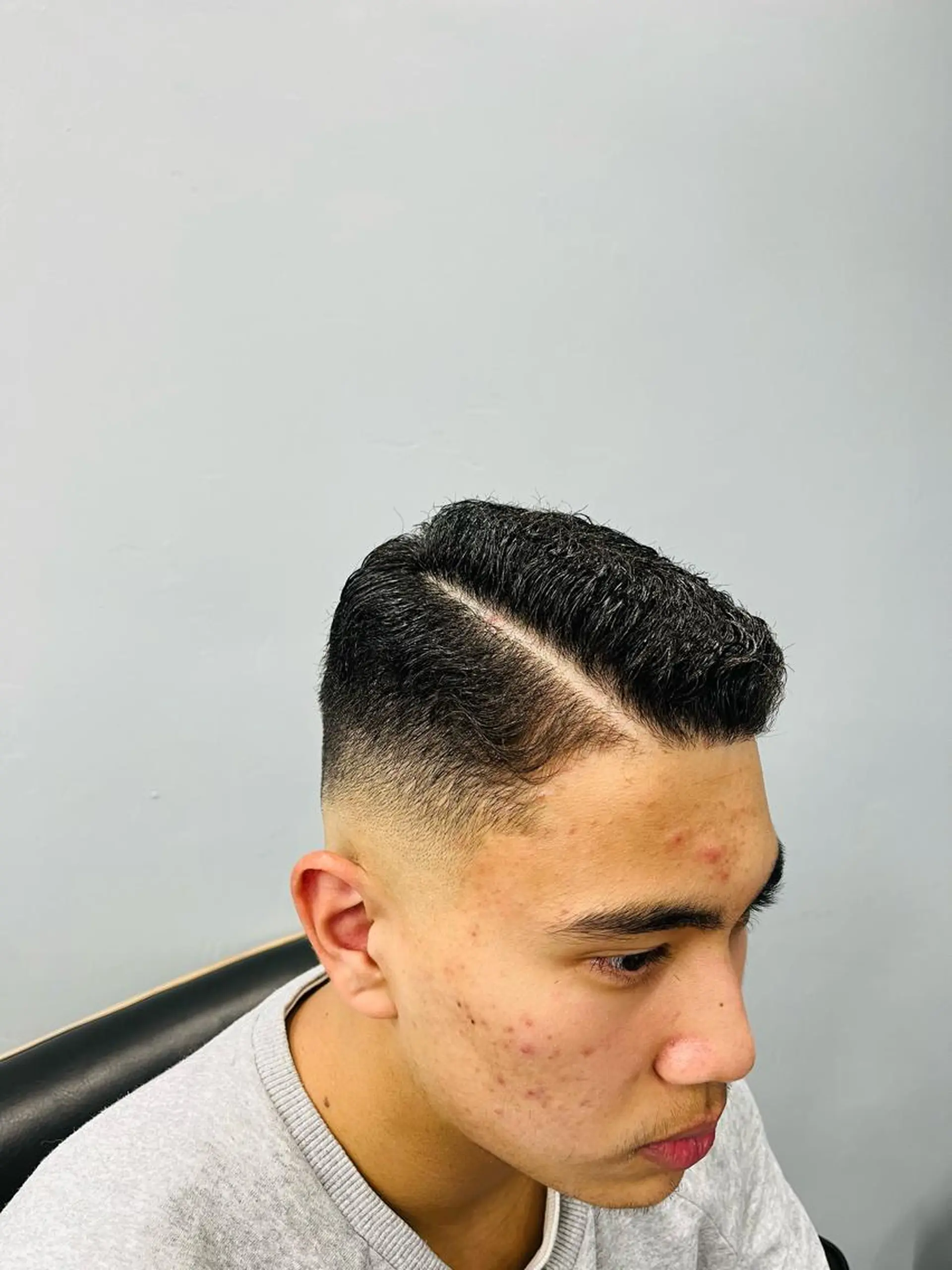ショート メンズ センターパート フェードカット マッシュ メンズパーマ メンズツイストパーマ 池袋メンズパーマ フェード純平のヘアスタイル