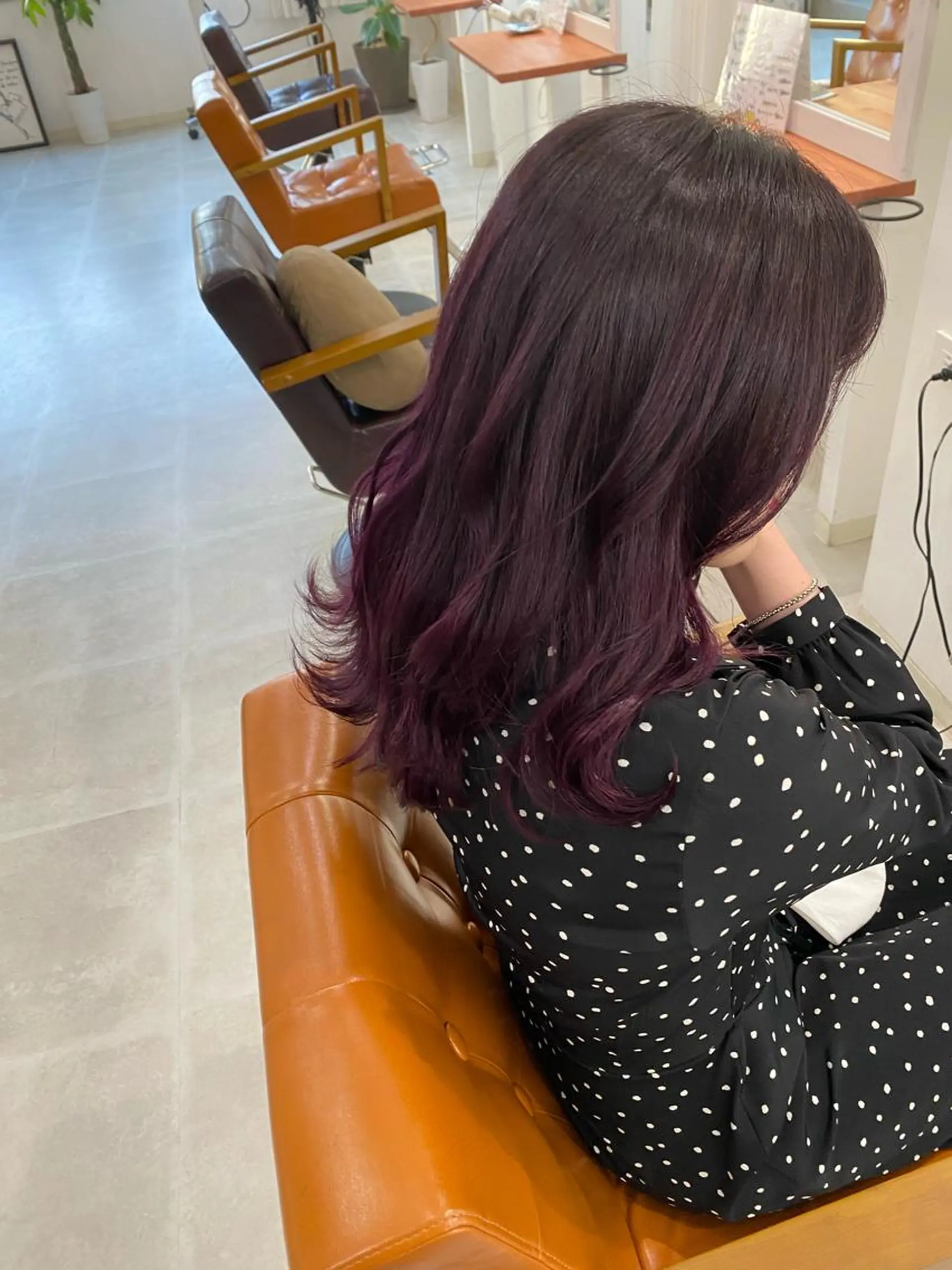 セミロング 川野 彩海のヘアスタイル