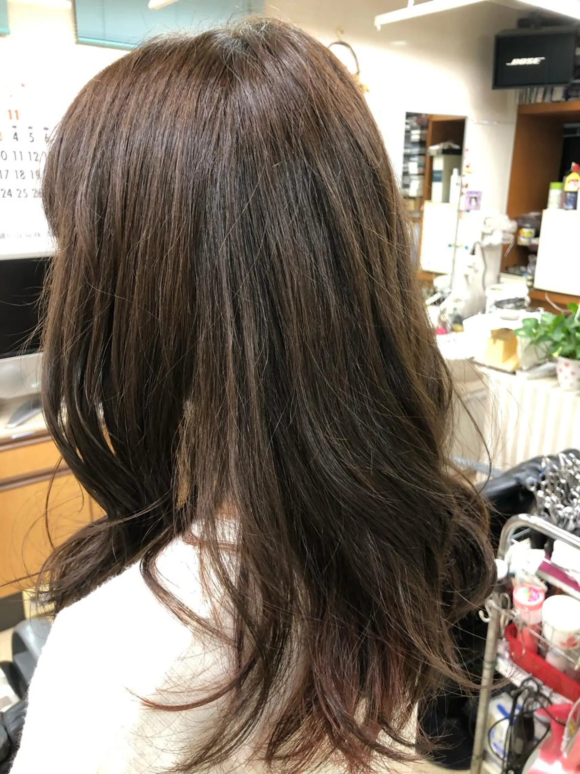セミロング カラー 石塚 浩のヘアスタイル