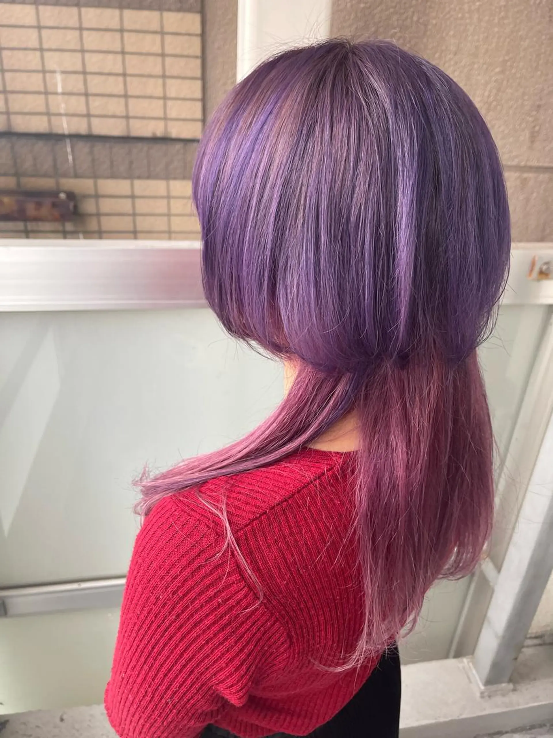 ロング カラー 岩谷/ブリーチ 🪽透明感カラーのヘアスタイル