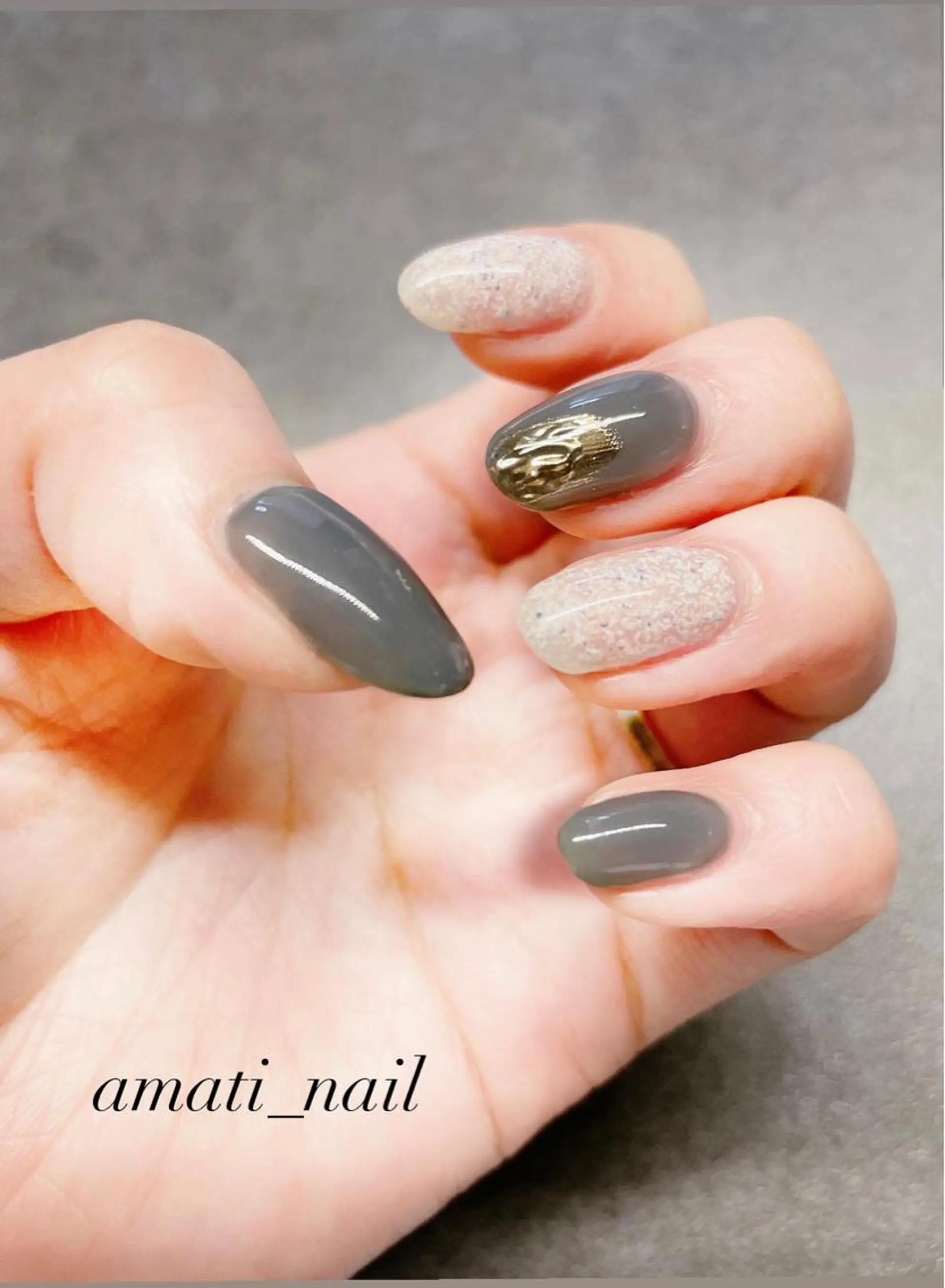 ネイル ミラーネイル ニュアンスネイル ワンカラーネイル 春ネイル ハンドネイル amati_nail TAKAKOのネイルデザイン