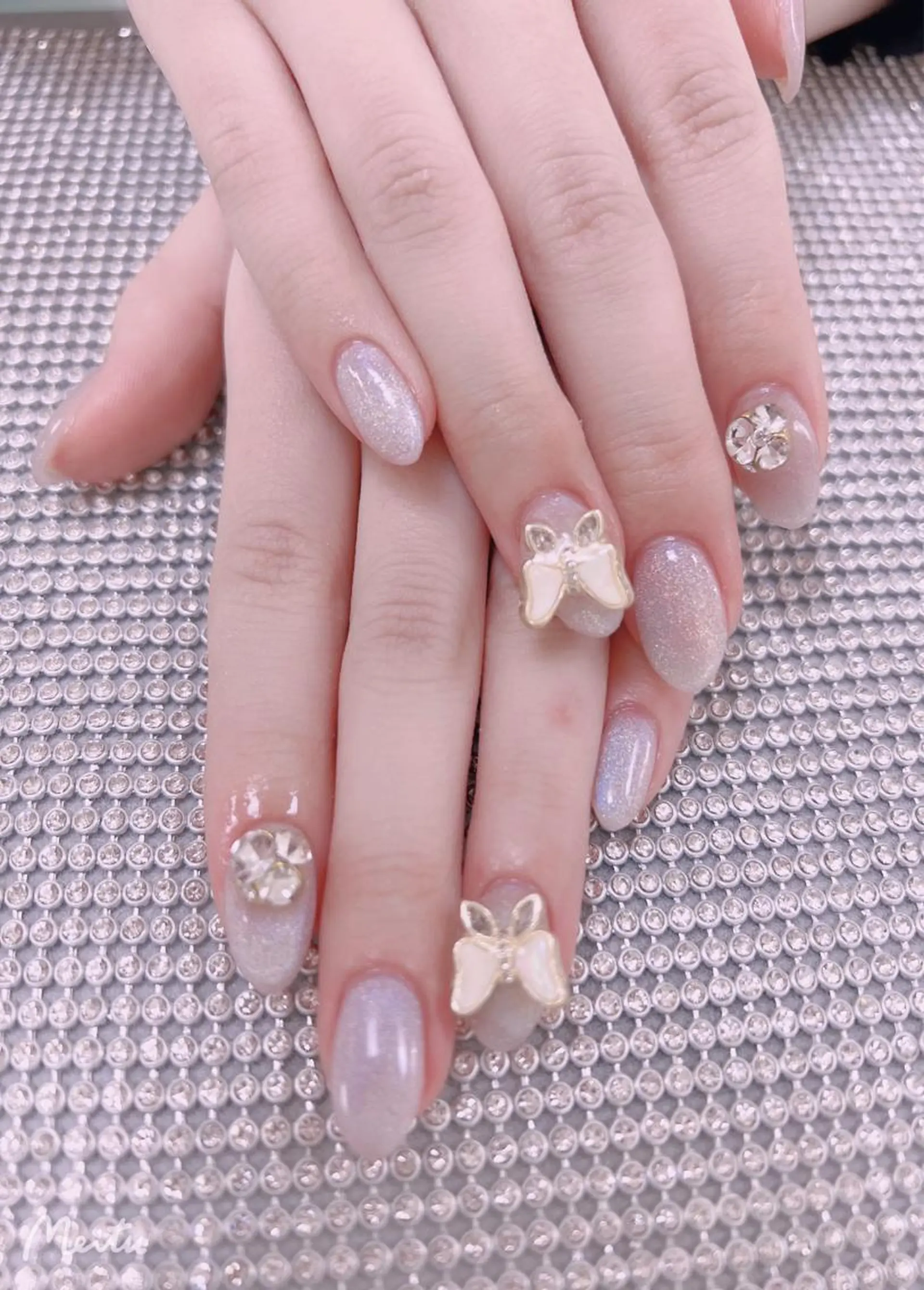 ネイル はぴねす所属・横浜 美夢のネイルデザイン