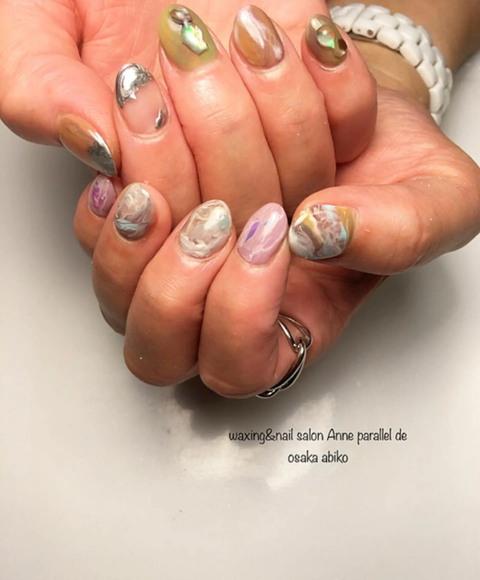 ネイル アートネイル 中村 翠のネイルデザイン