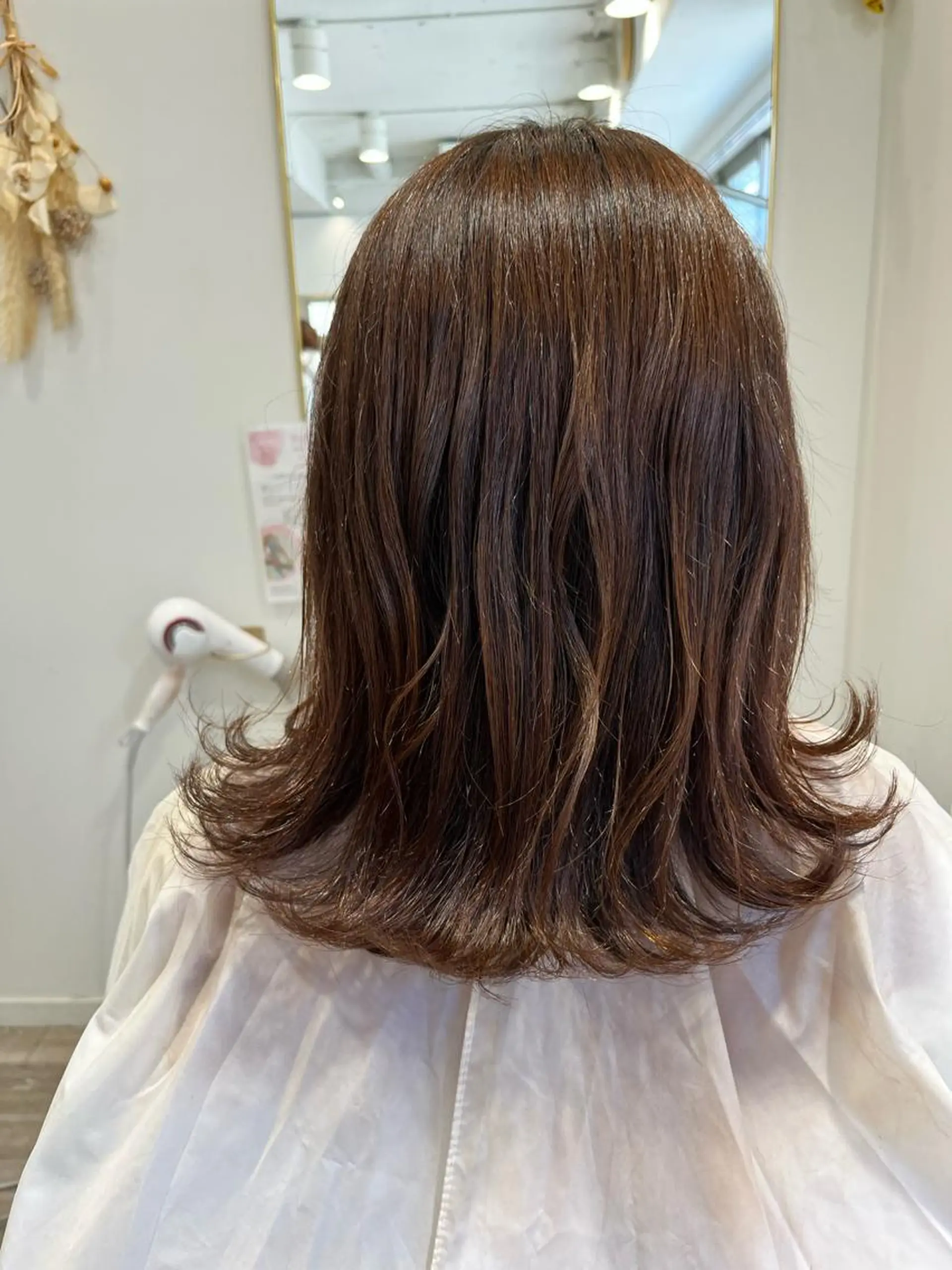 カラー ブラウンカラー オレンジ 西川 明李のヘアスタイル