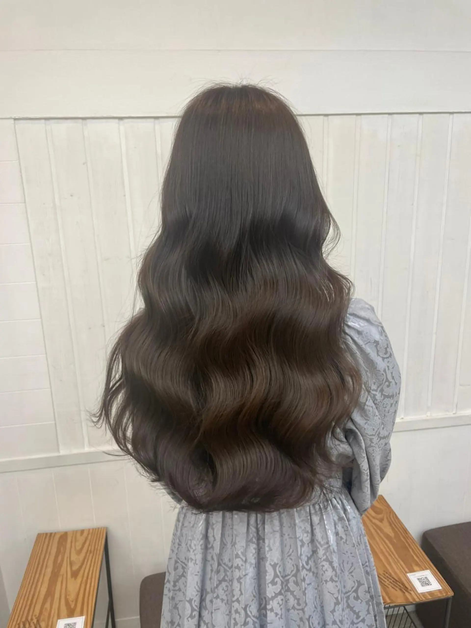 ロング カラー ブリーチ ケアブリーチ 透明感カラー ダブルカラー ハイライトカラー newibelsia 名駅のヘアスタイル