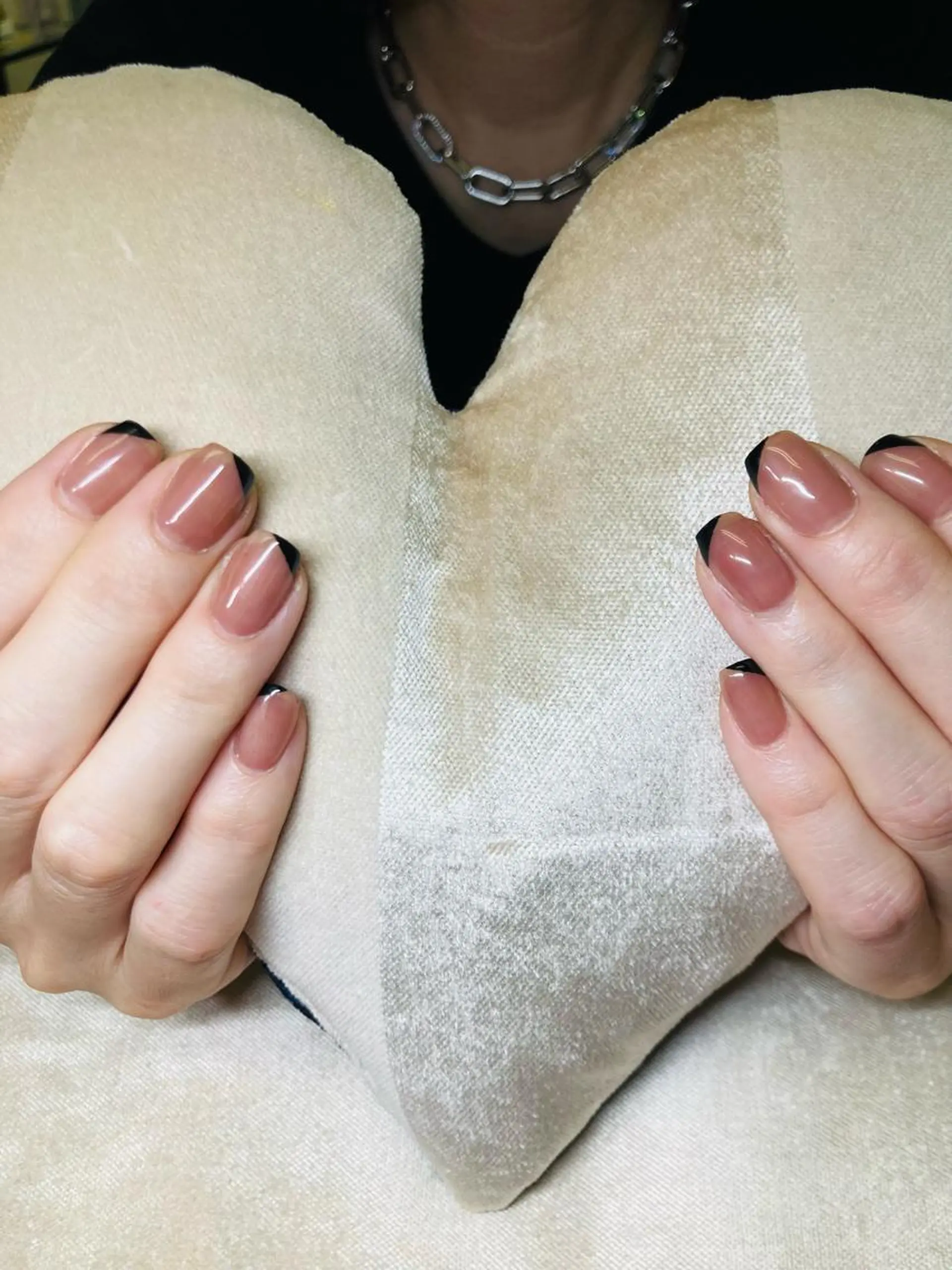 ネイル ECLAT エクラ所属・寺山 千鶴のネイルデザイン