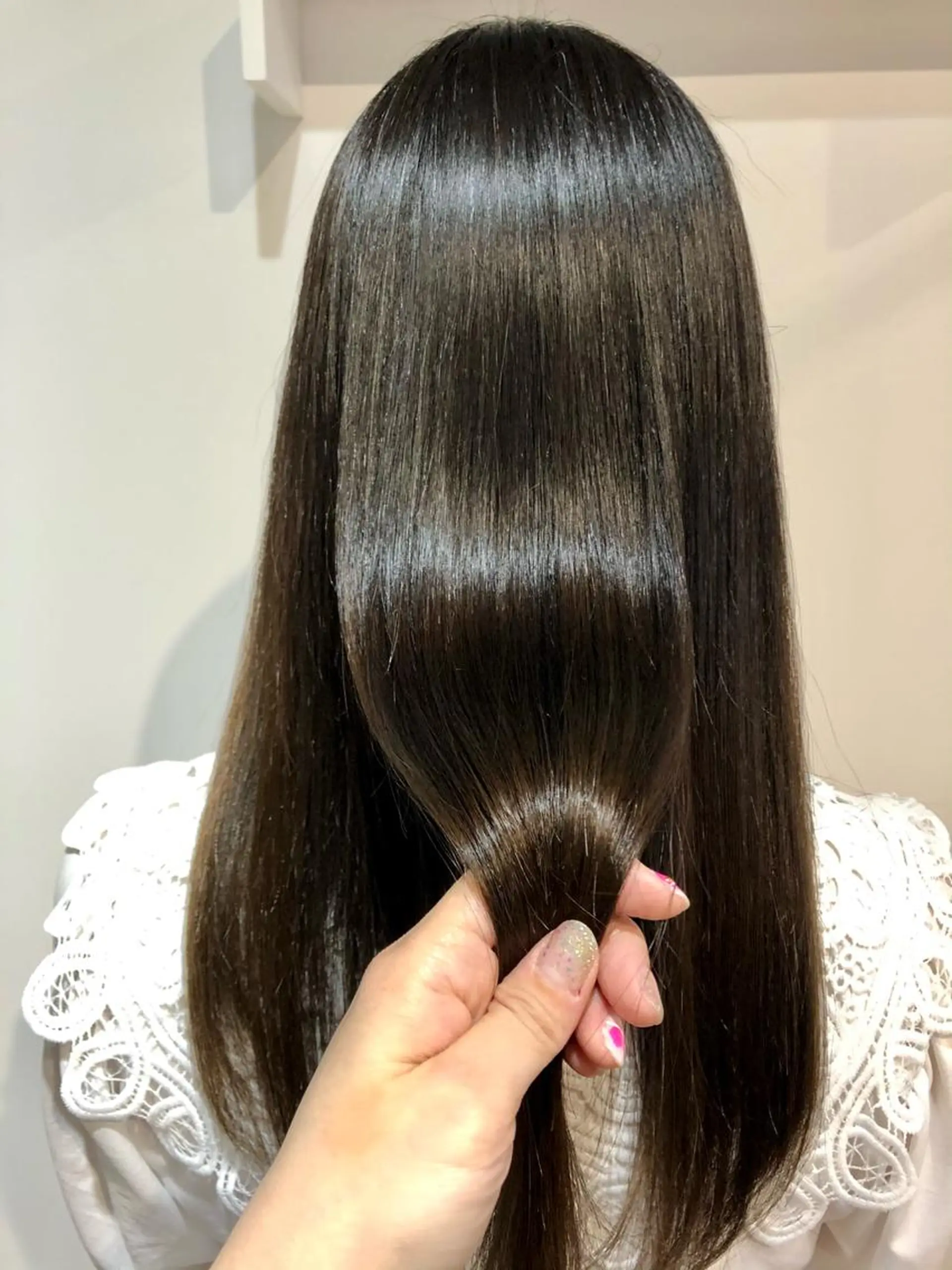 ロング トップ スタイリストのヘアスタイル