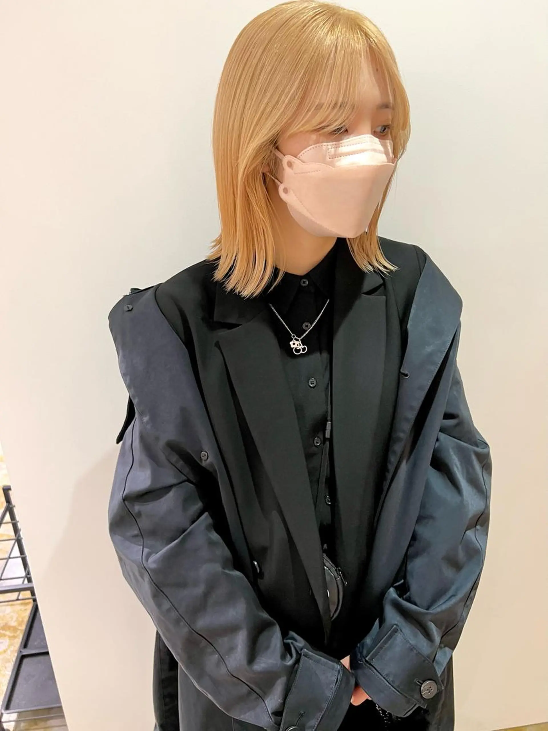 ショート カラー 切りっぱなしボブ ブロンド ボブ MARU パーマ/レイヤーのヘアスタイル