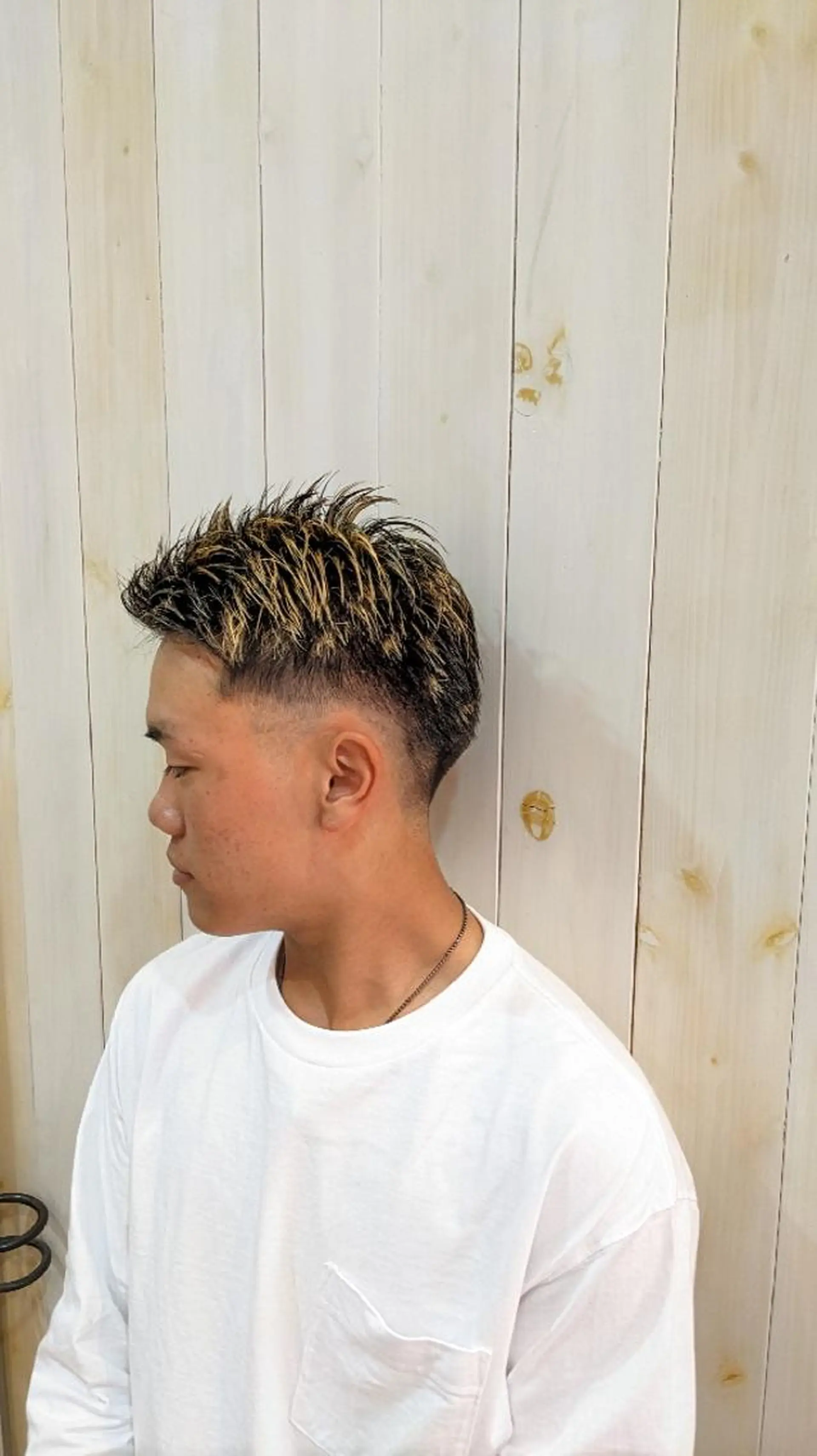 ショート メンズ カラー メンズハイライト ハイライトカラー ハイライト こにし/蒲生四丁目 /美髪カラー/スパのヘアスタイル