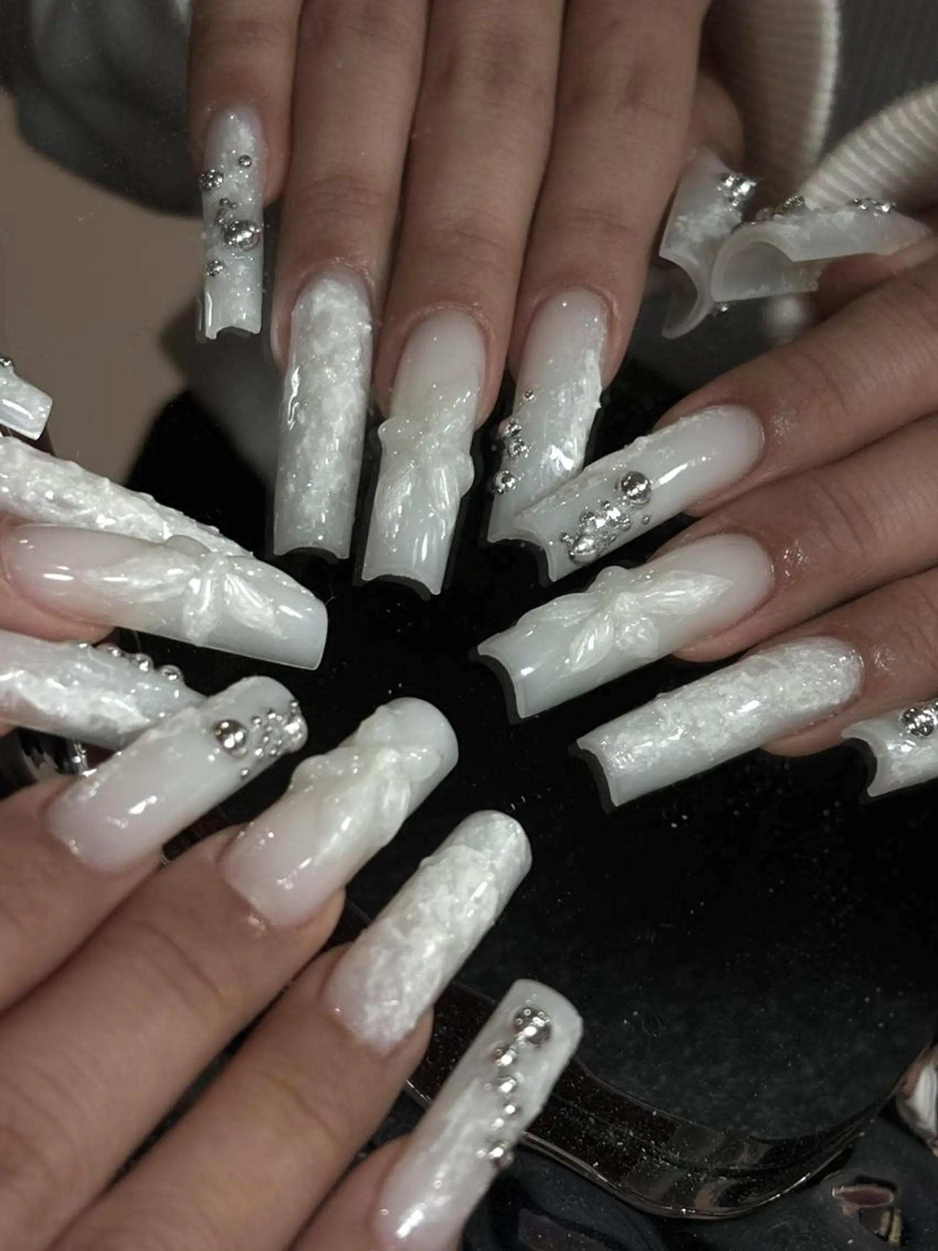 ネイル ハンドネイル Dark Honey karinのネイルデザイン