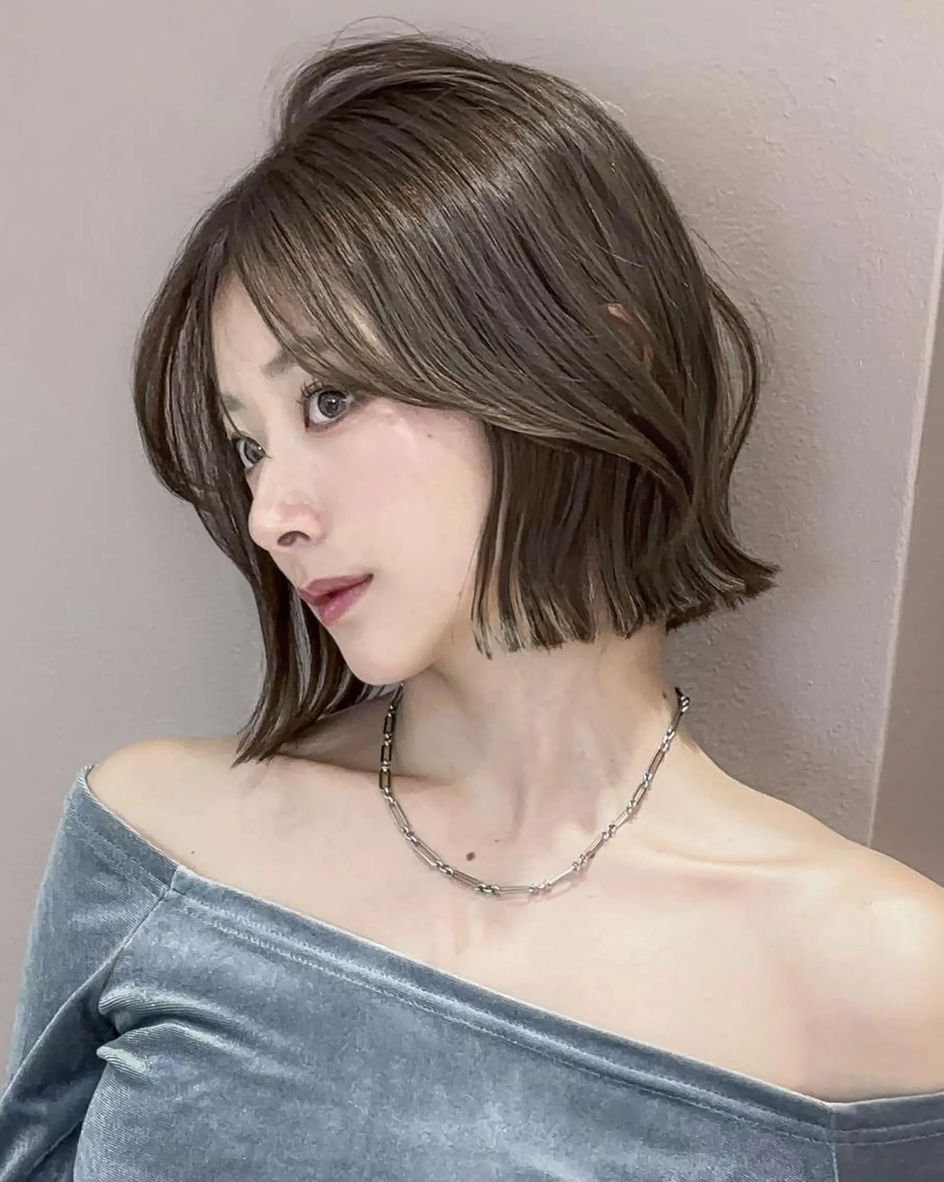 ミディアム カット ヘアカラー トリートメント ❣️縮毛矯正/ボブ /韓国/社のヘアスタイル