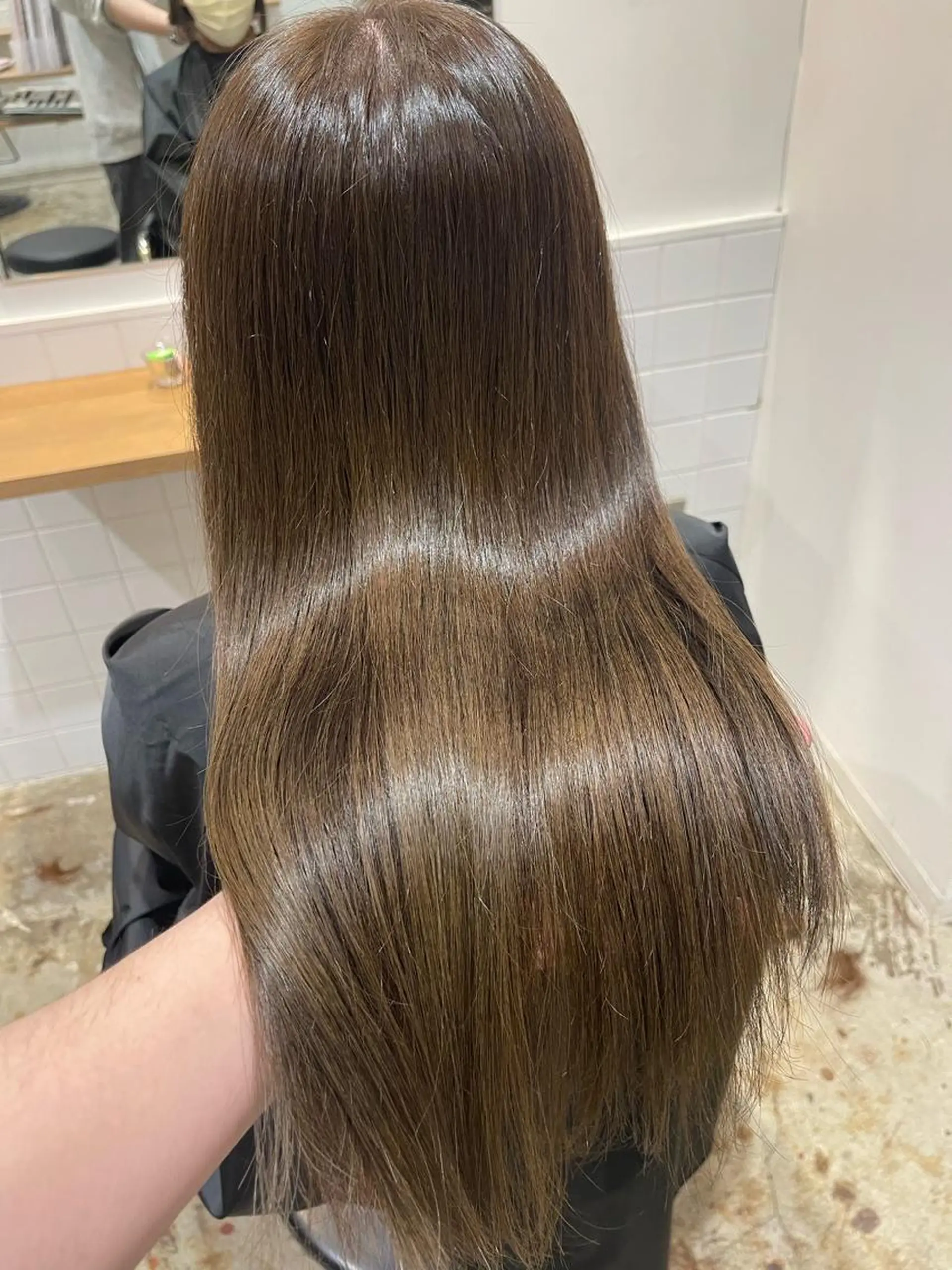 ロング カラー ベージュカラー 透明感カラー ミルクティーベージュ カット ヘアカラー トリートメント 悩みを解決💫似合せ RENのヘアスタイル