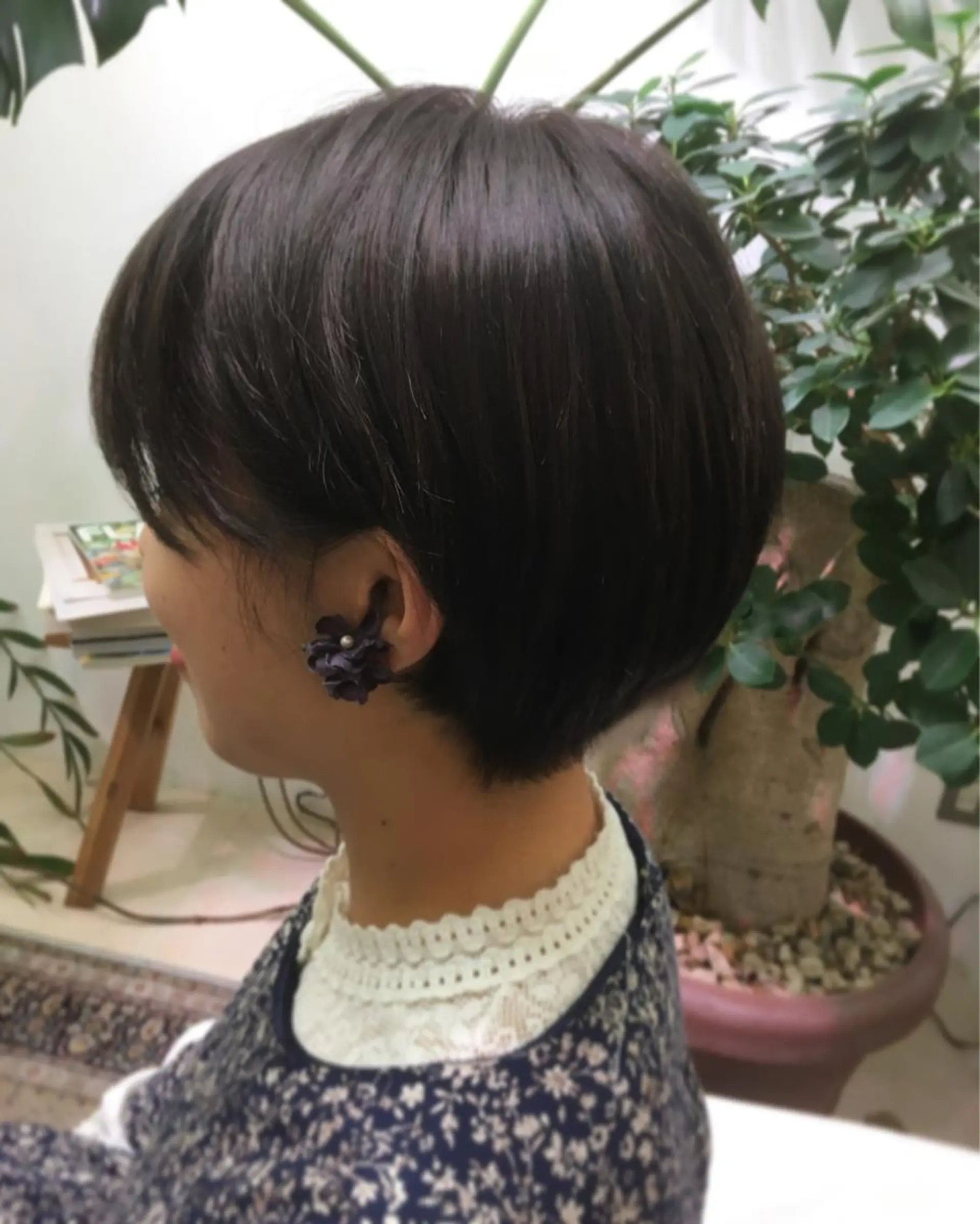 ショート カラー 透明感カラー パープルカラー ショートヘア 安永 涼のヘアスタイル