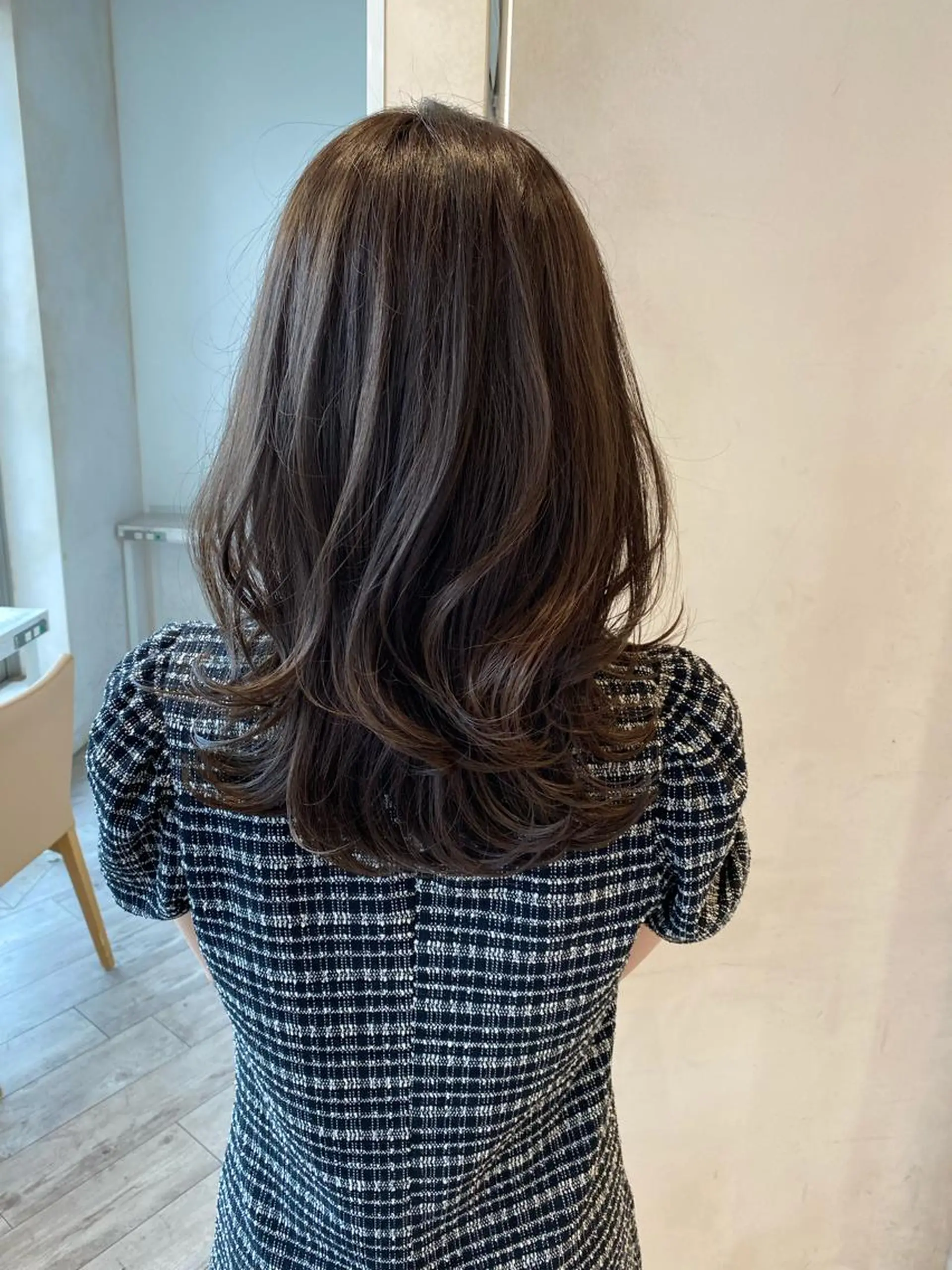 ミディアム カラー カット ヘアカラー トリートメント 顔まわりカット🌟 くびれヘア/寺門遥輝のヘアスタイル