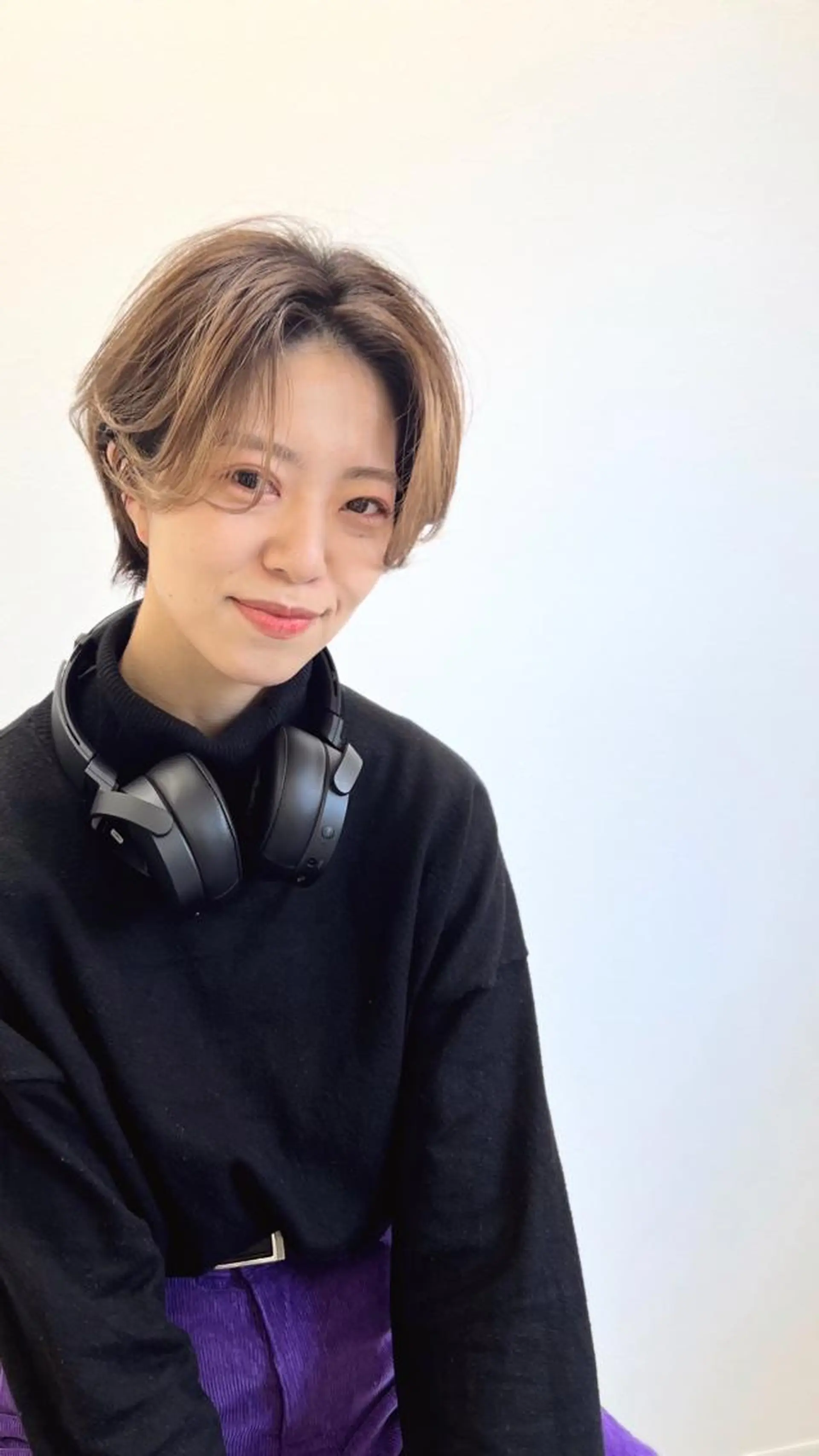 ショート カラー パーマ ハンサムショート くせ毛 外国人風カラー ショートヘア 植松 茜のヘアスタイル