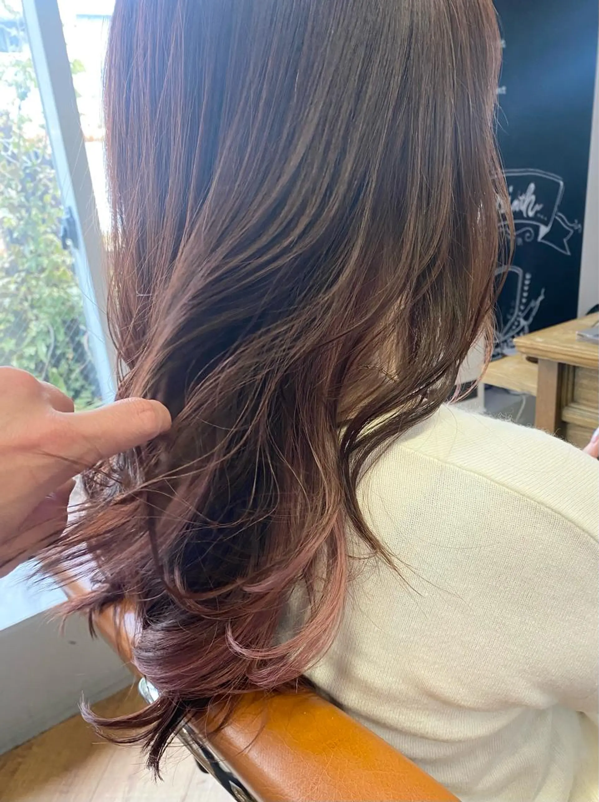 ロング 西尾 隆介のヘアスタイル