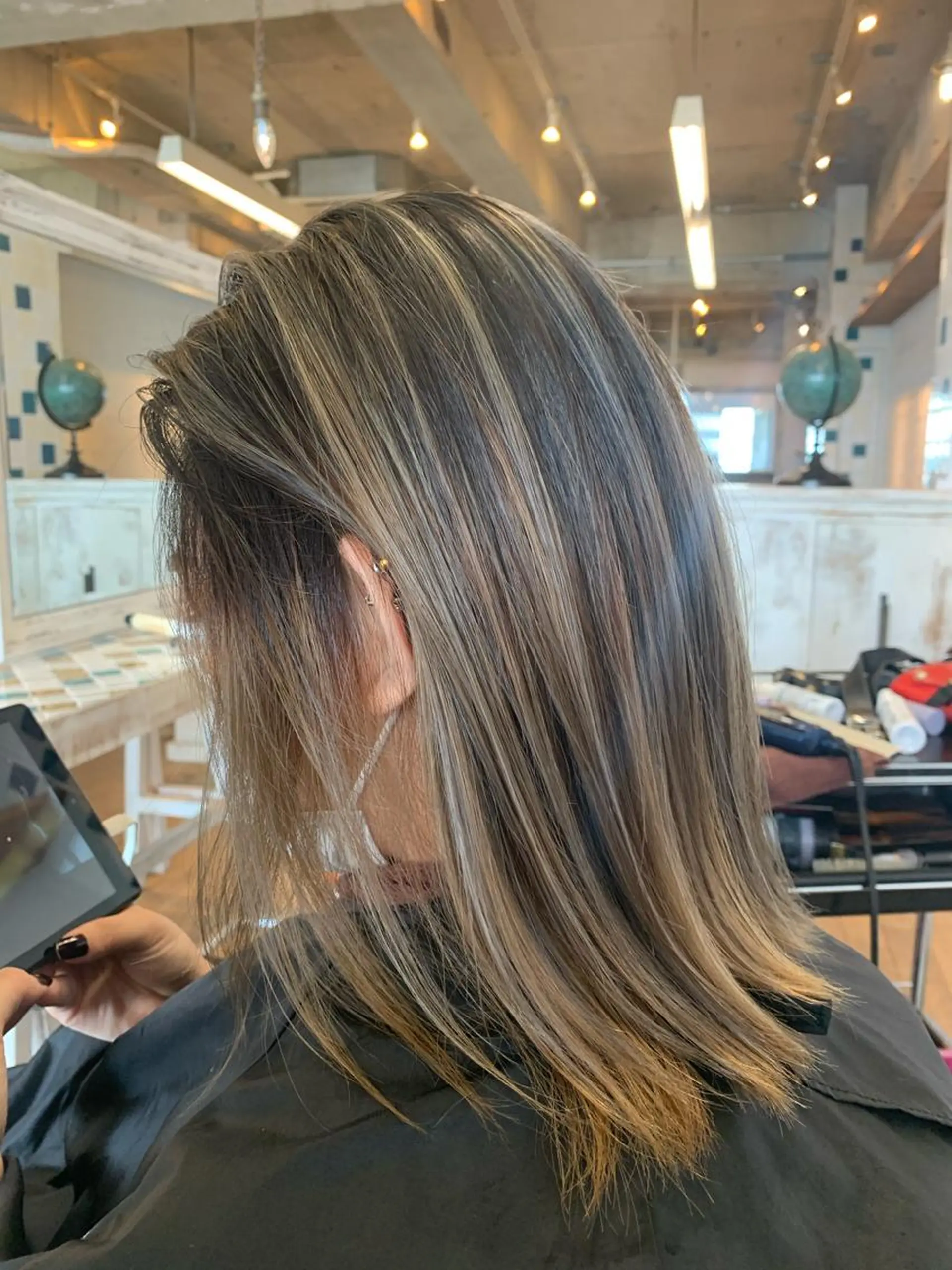 カラー バレイヤージュ ハイライトカラー 石井辰功也 フリーランス美容師のヘアスタイル