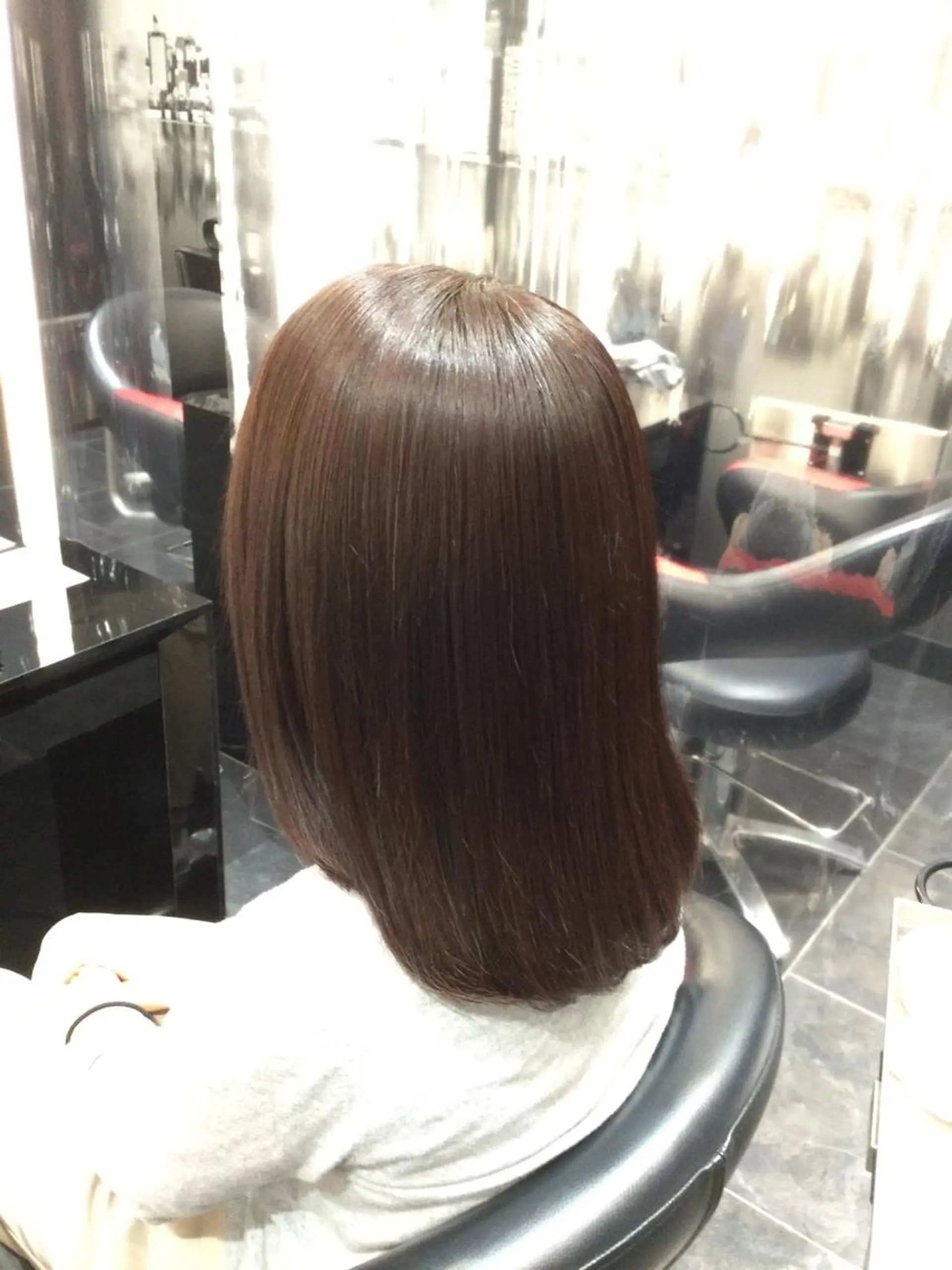 セミロング カラー Annon プライベートサロンのヘアスタイル