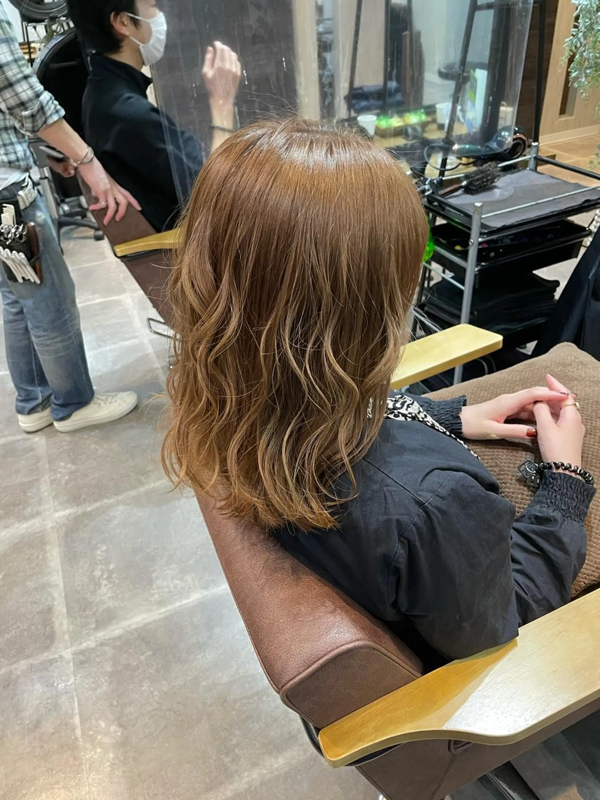 ミディアム カラー トリートメント newiGRANDE 🌈萩原聖也のヘアスタイル