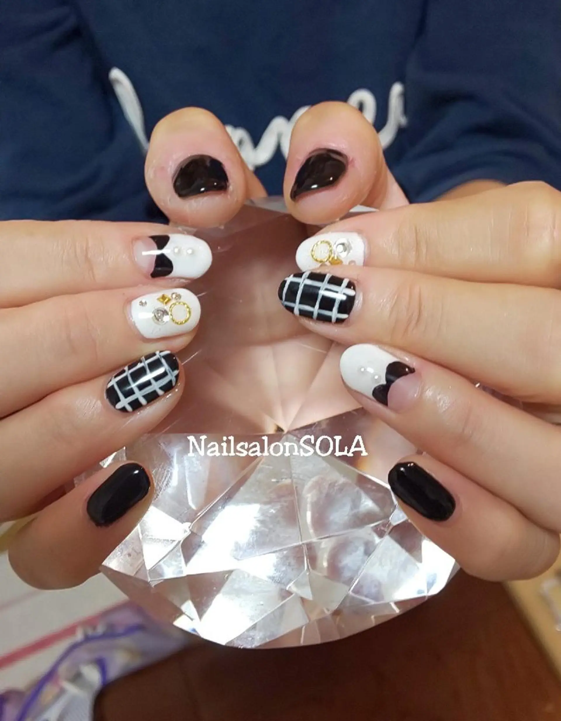 ネイル 田代 夏子のネイルデザイン