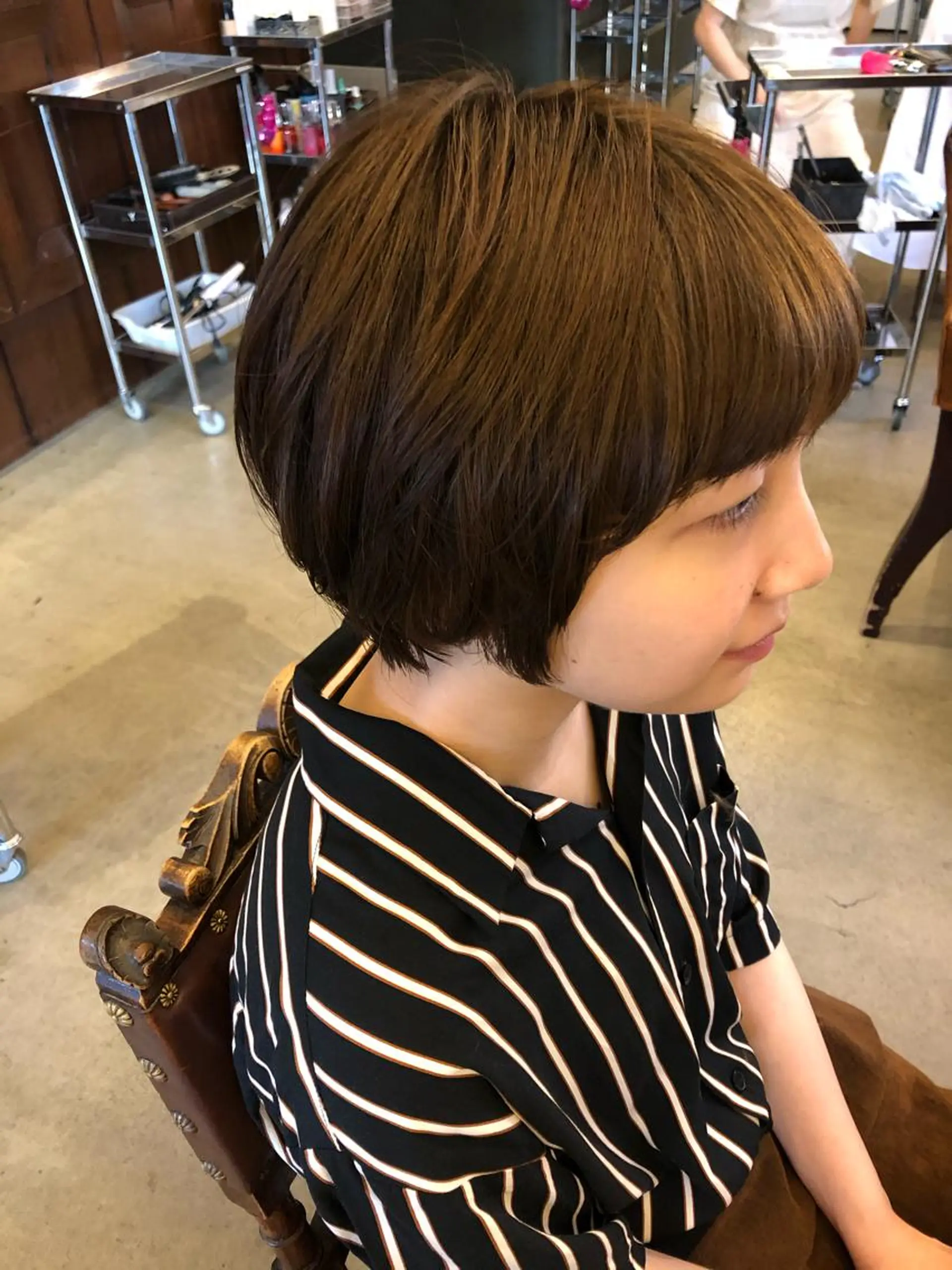 ショート カラー ヘアカラー 相原 美咲のヘアスタイル