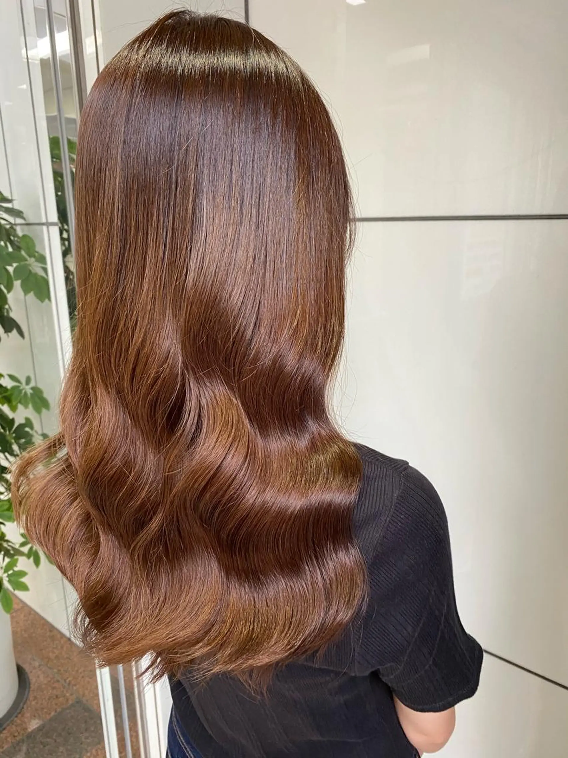 ロング カラー 岩崎 昭憲のヘアスタイル