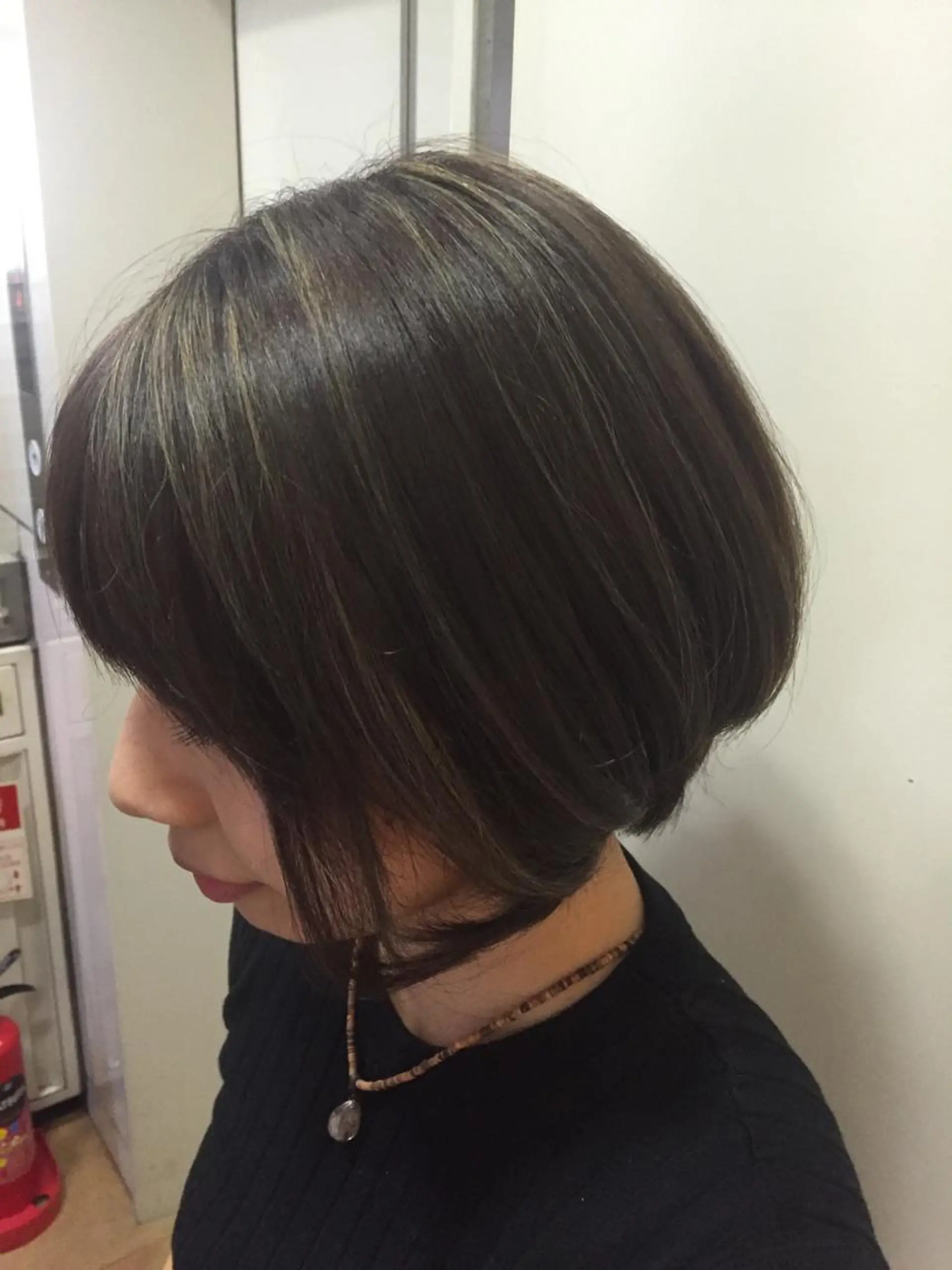 ショート カラー ショートボブ グレージュ ハイライトカラー ボブ ハイライト fhami 店長 髪質改善　DAITOのヘアスタイル