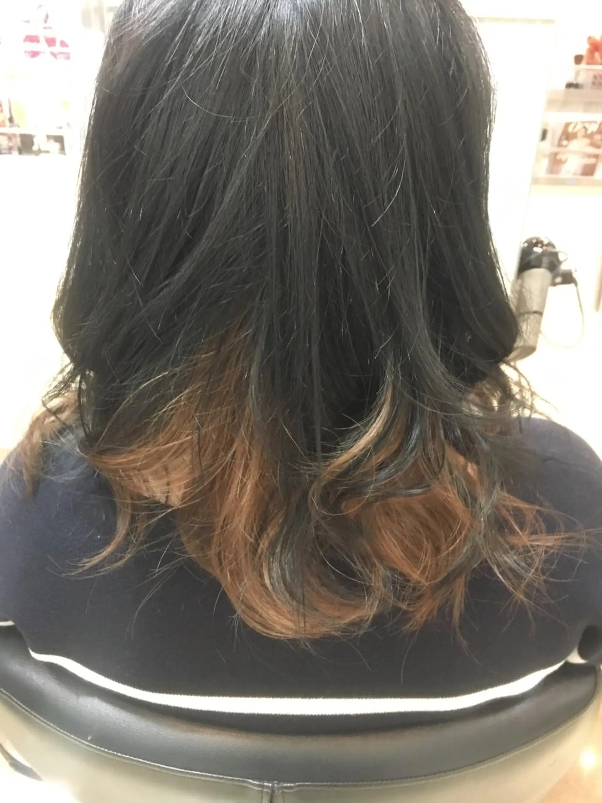 セミロング カラー 斎藤 みくのヘアスタイル