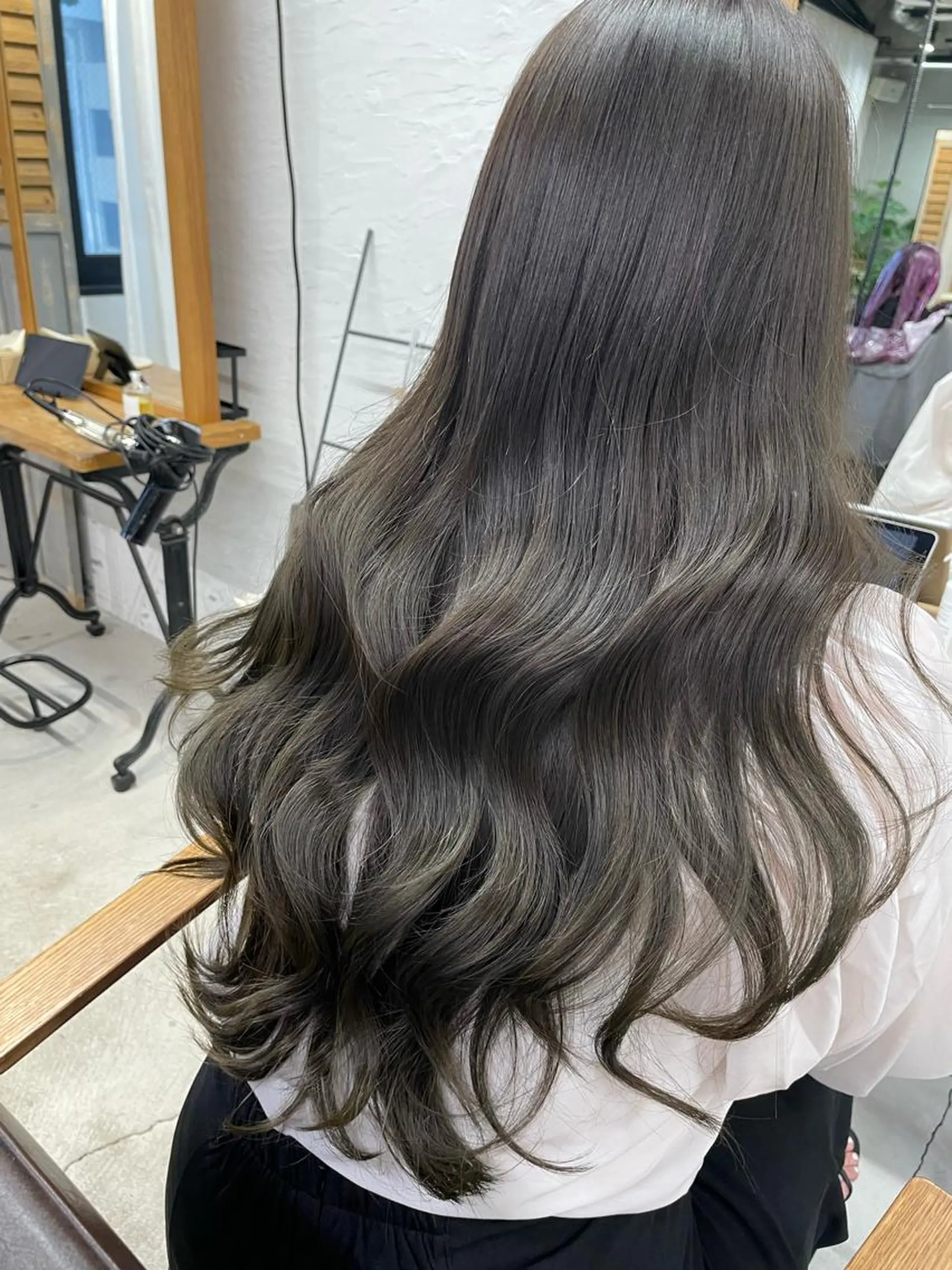 ロング カラー 韓国ヘア/暖色カラー 新美多英のヘアスタイル