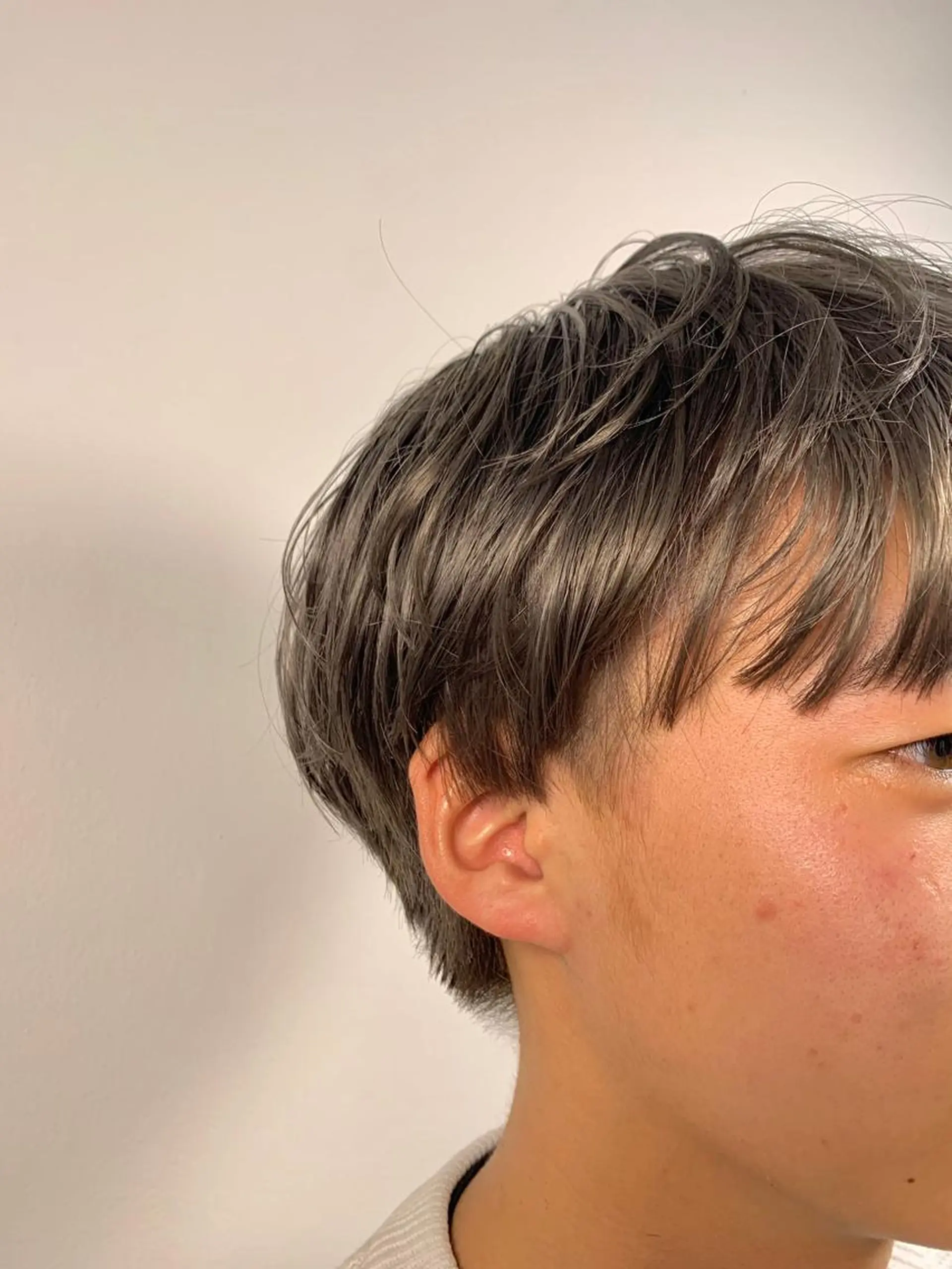 ショート よしだ とおいのヘアスタイル