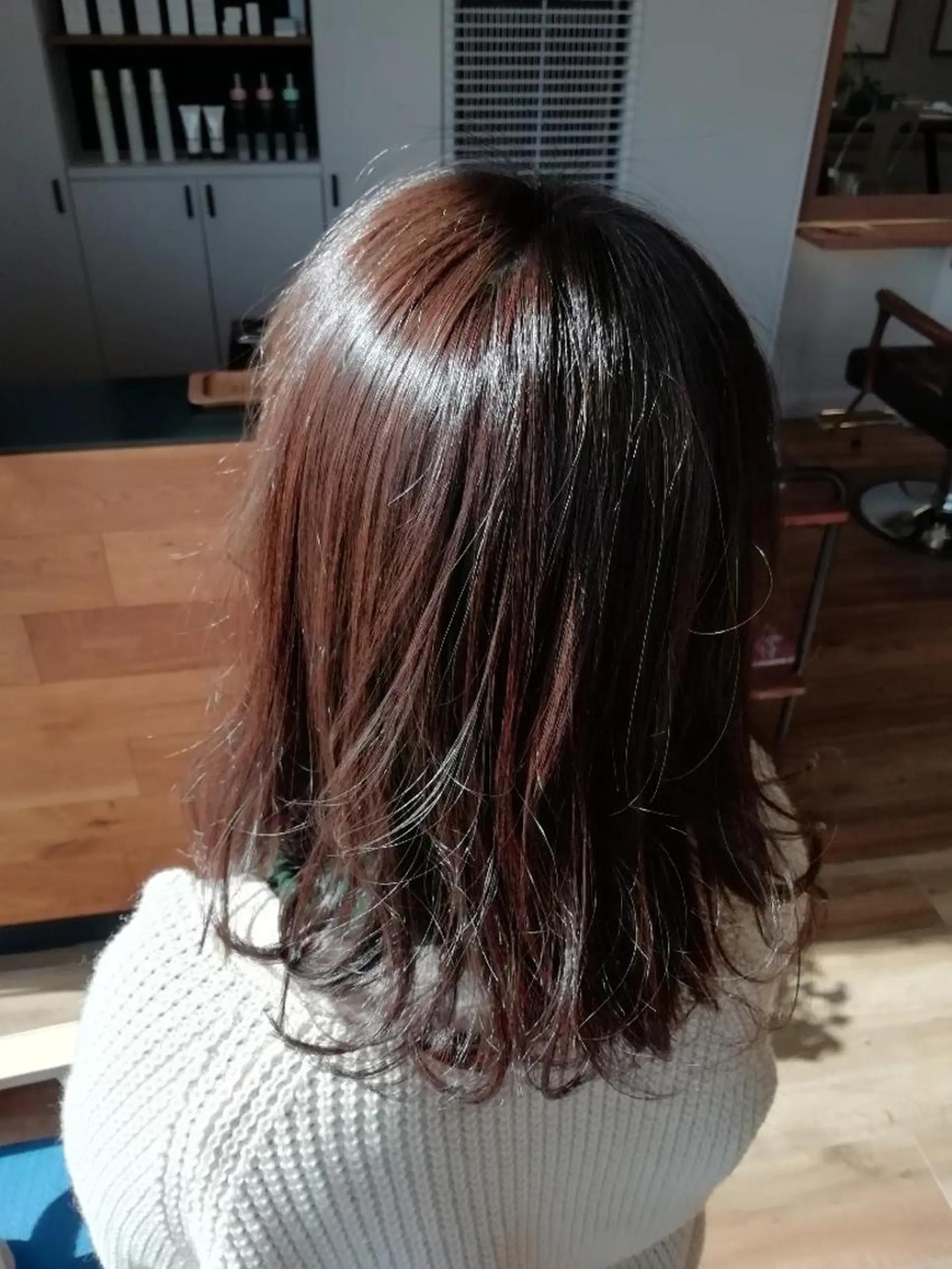 カラー アッシュ 堀 望美のヘアスタイル