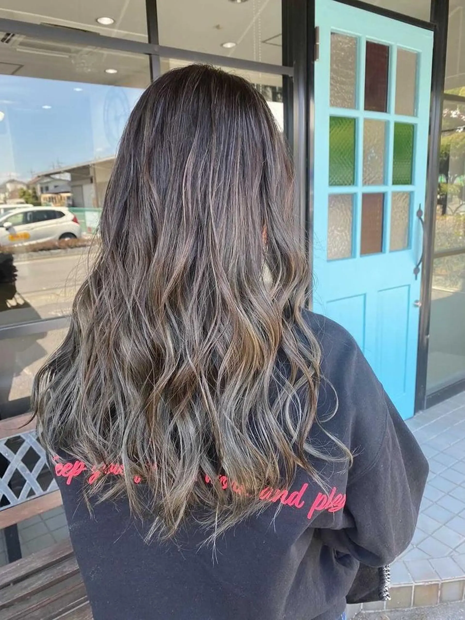 カラー 佐々木 浩之のヘアスタイル