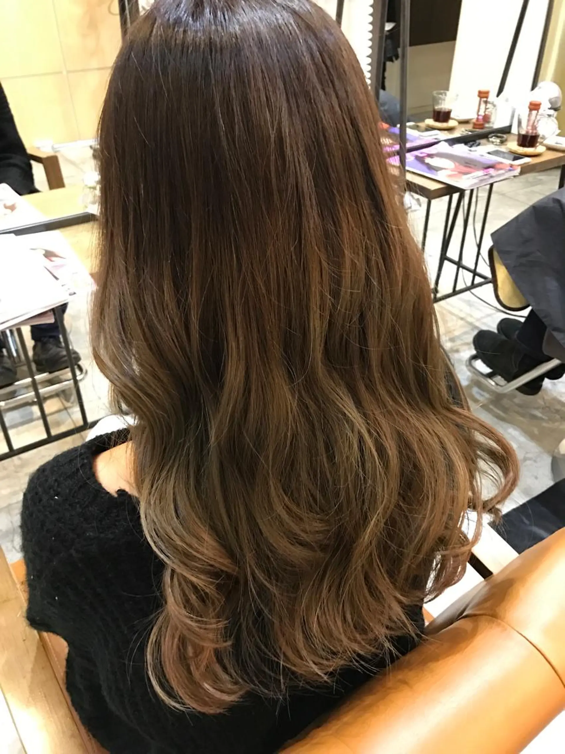 ロング カラー ベージュカラー にった みずきのヘアスタイル