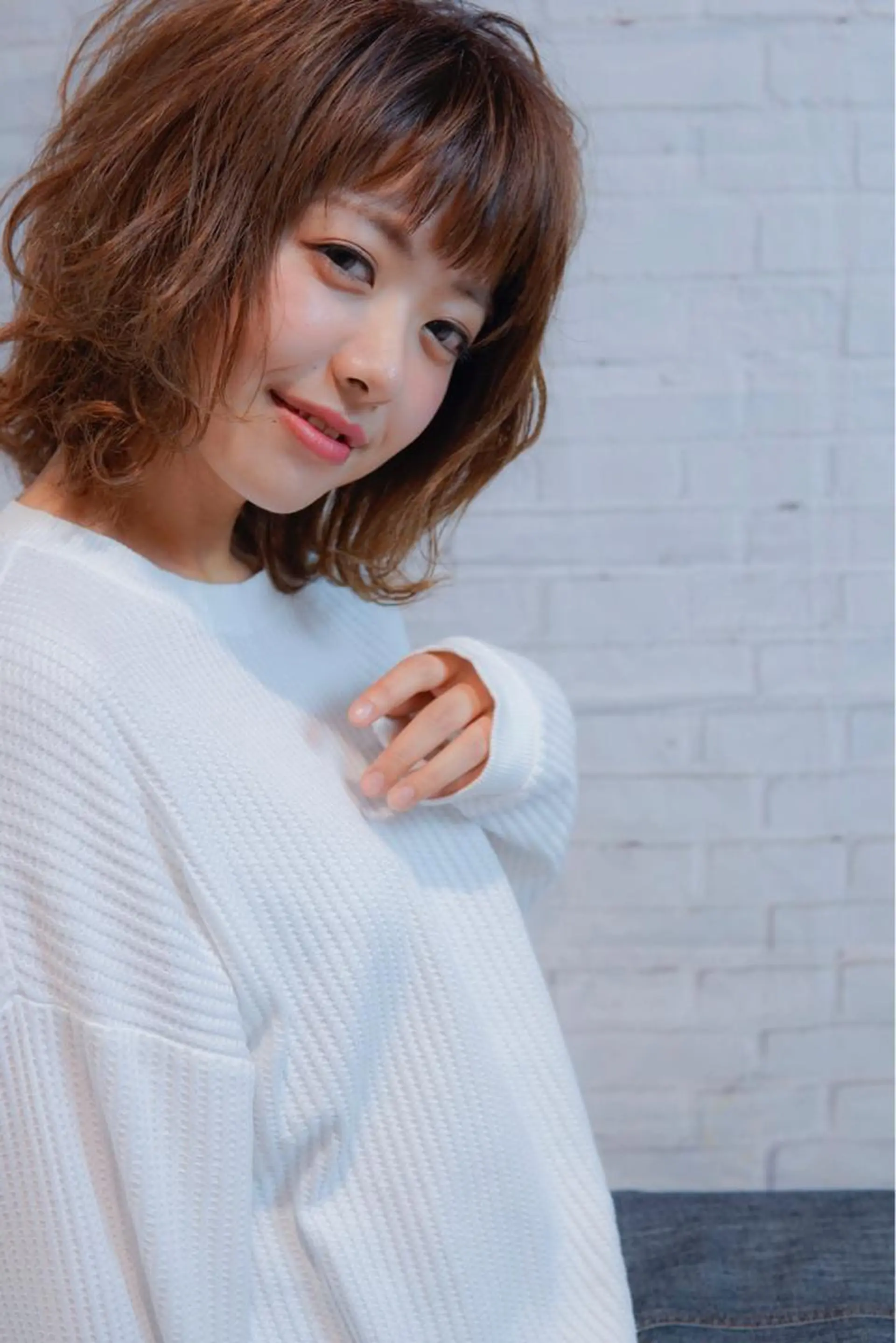 ショート ミディアム カラー パーマ 髪質改善、エクステ 山口卓哉のヘアスタイル