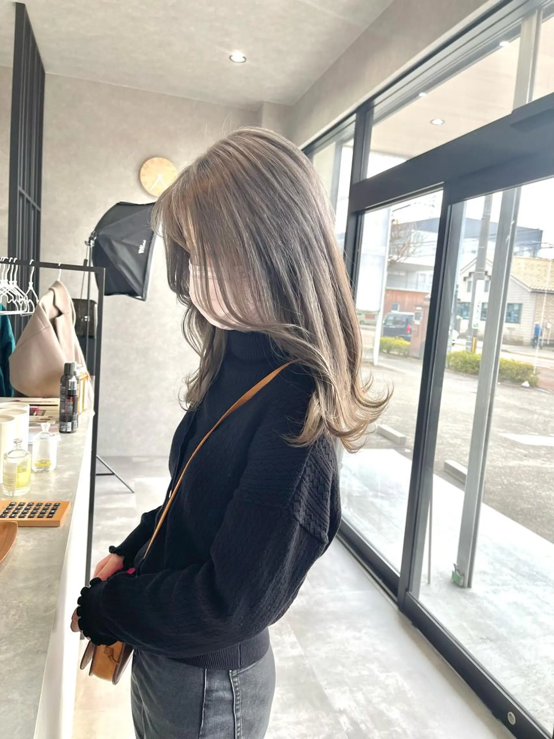 ミディアム カラー カット ヘアカラー トリートメント 一ノ瀬 暁のヘアスタイル