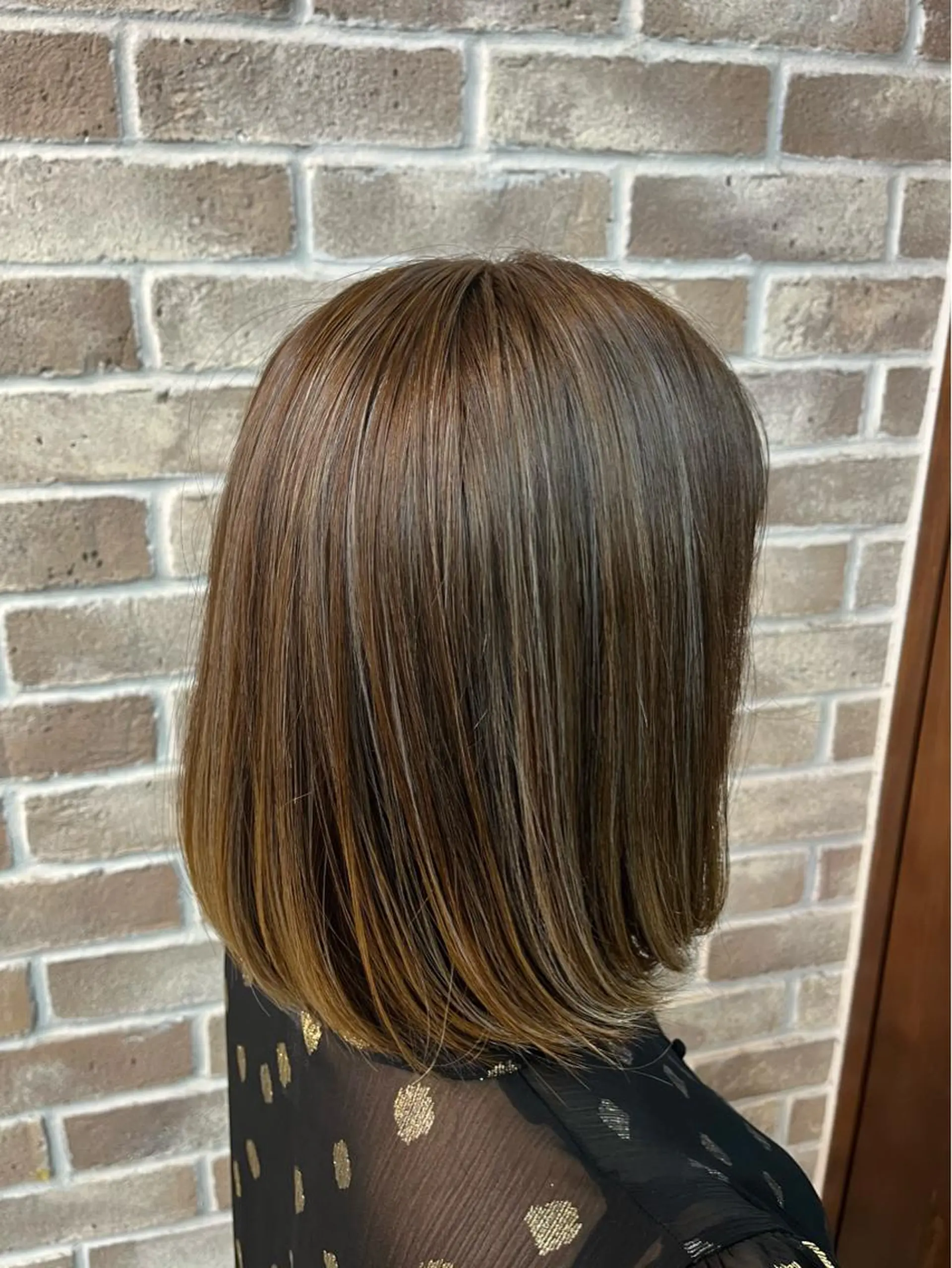 カラー ハイライトカラー 飯田 ほのかのヘアスタイル