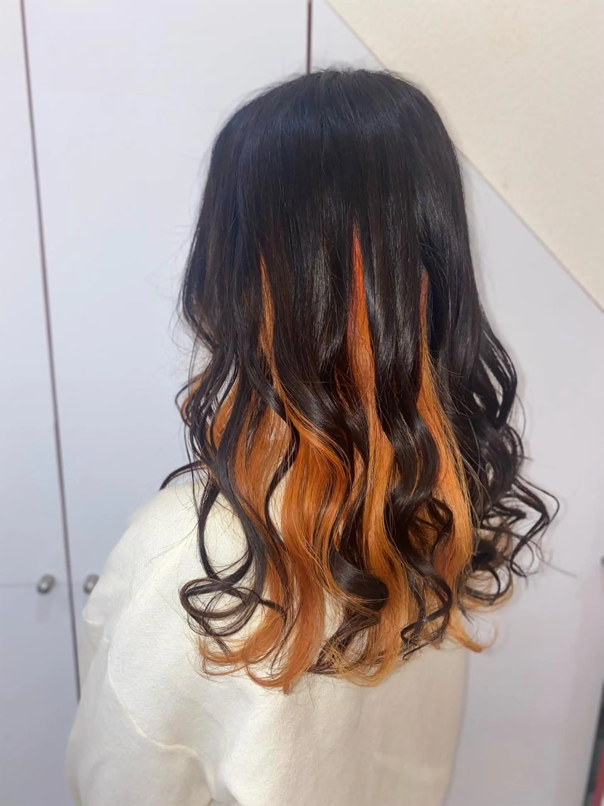 セミロング ヘアカラー ゆぴ☾‪/推しカラー /ハイトーンのヘアスタイル