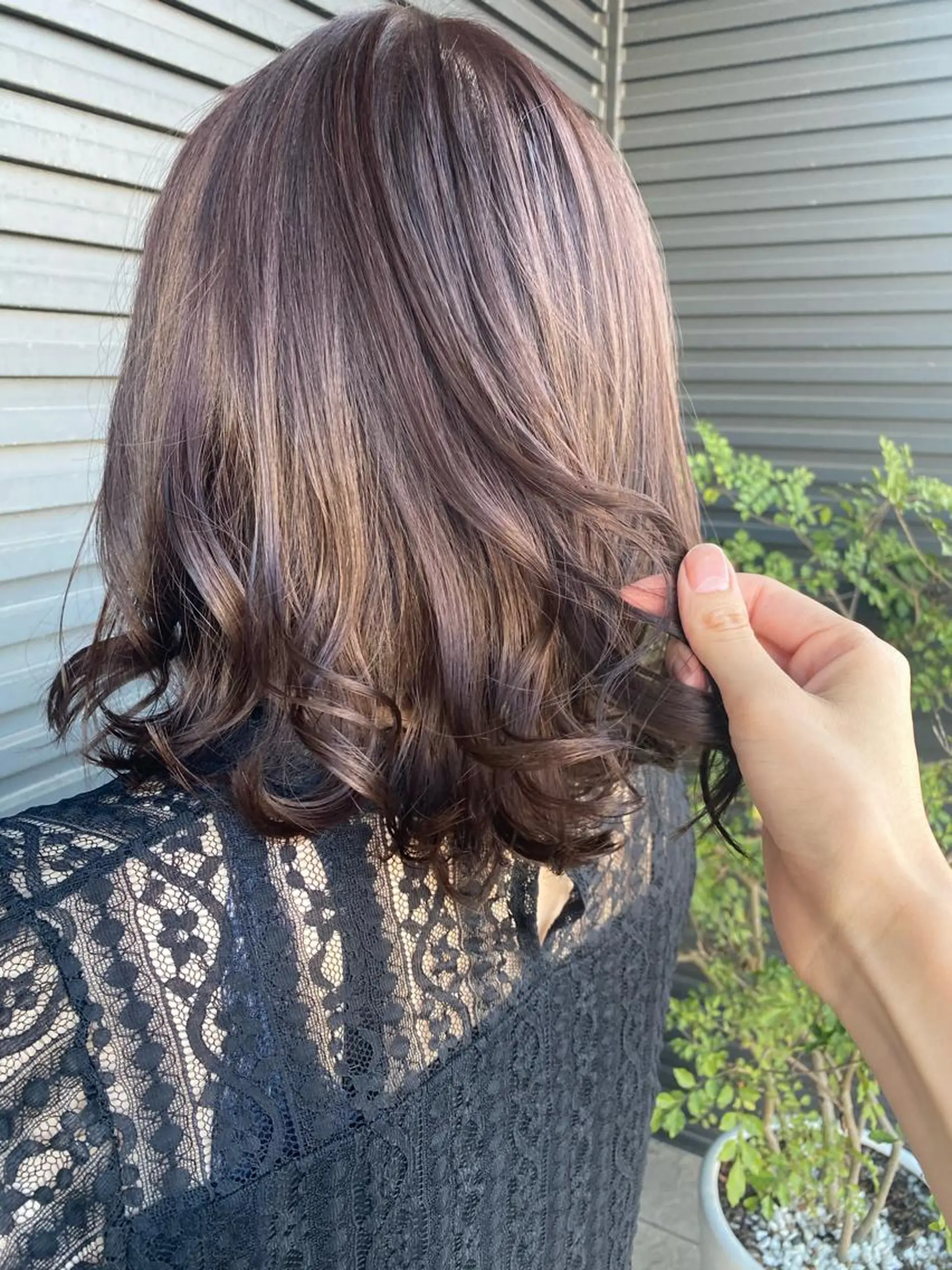 セミロング カラー 透明感カラー ラベンダーカラー ヘアカラー トリートメント NATURAL MOMOMIのヘアスタイル